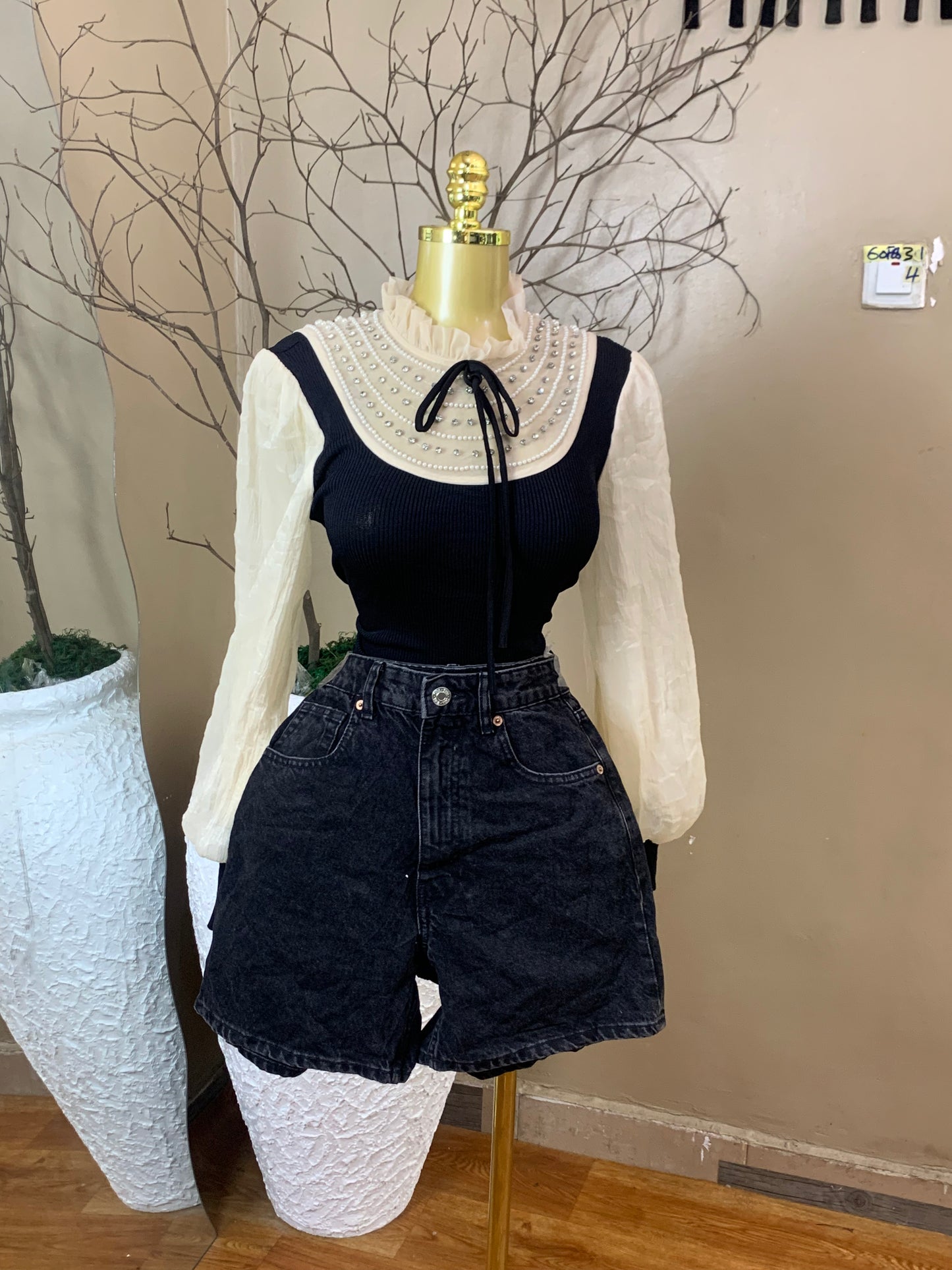 SIZE4 60FEB31(Top only)