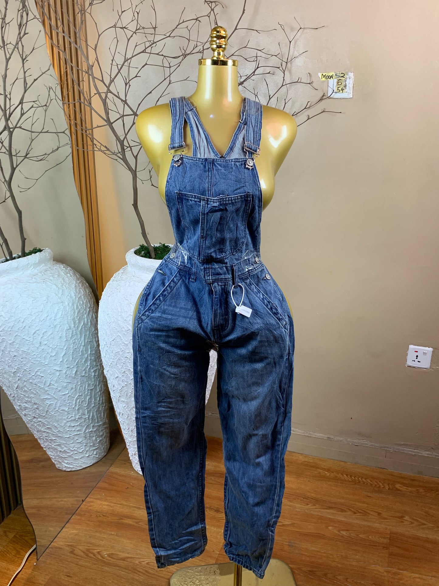 SIZE6 MOON52 Length54