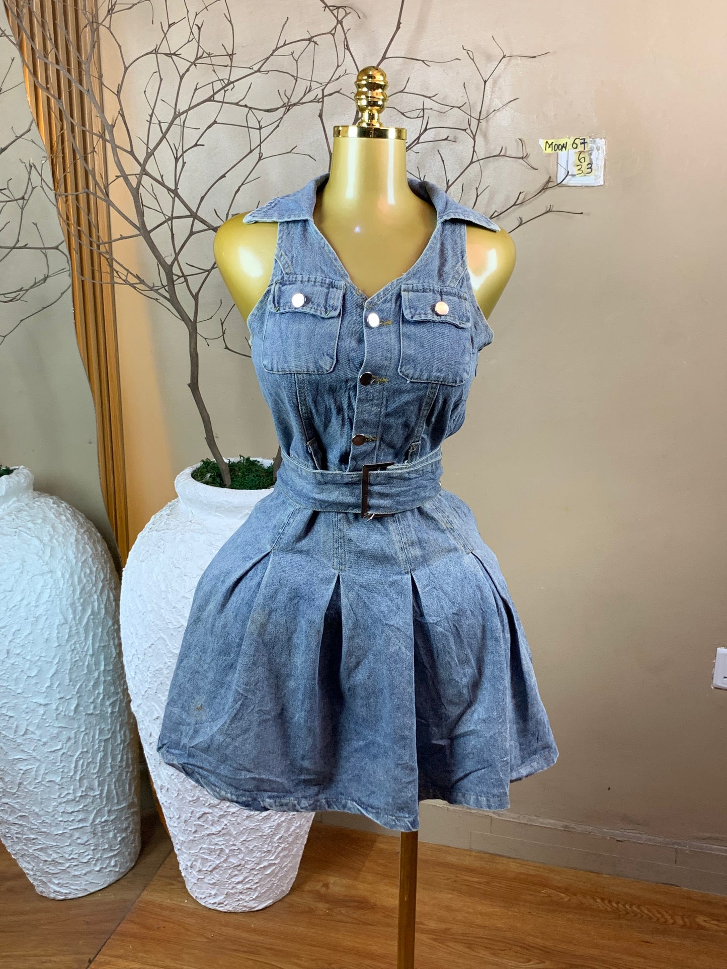 SIZE6 MOON67 Length33