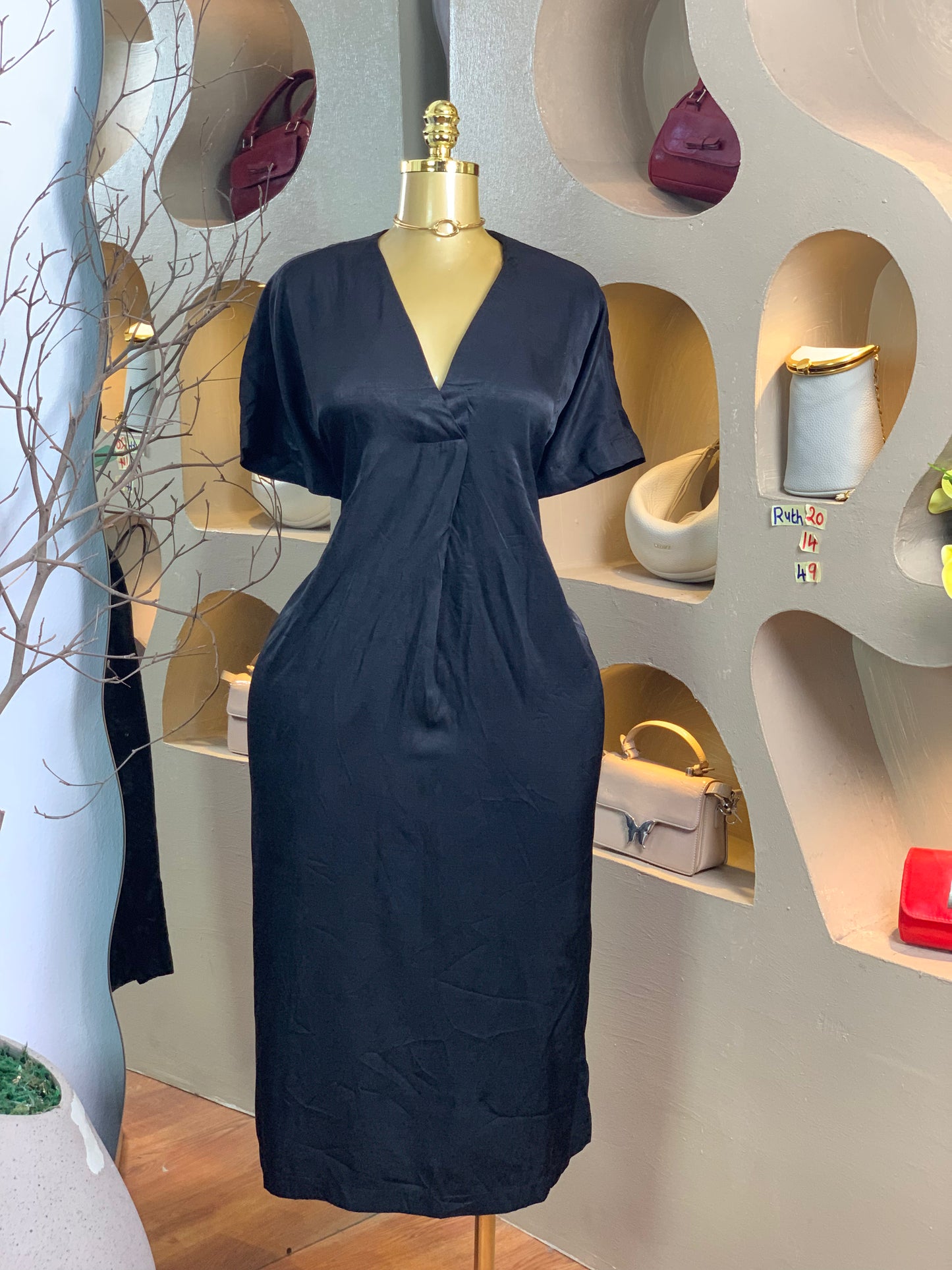 RUTH20 SIZE14 DRESS Length49