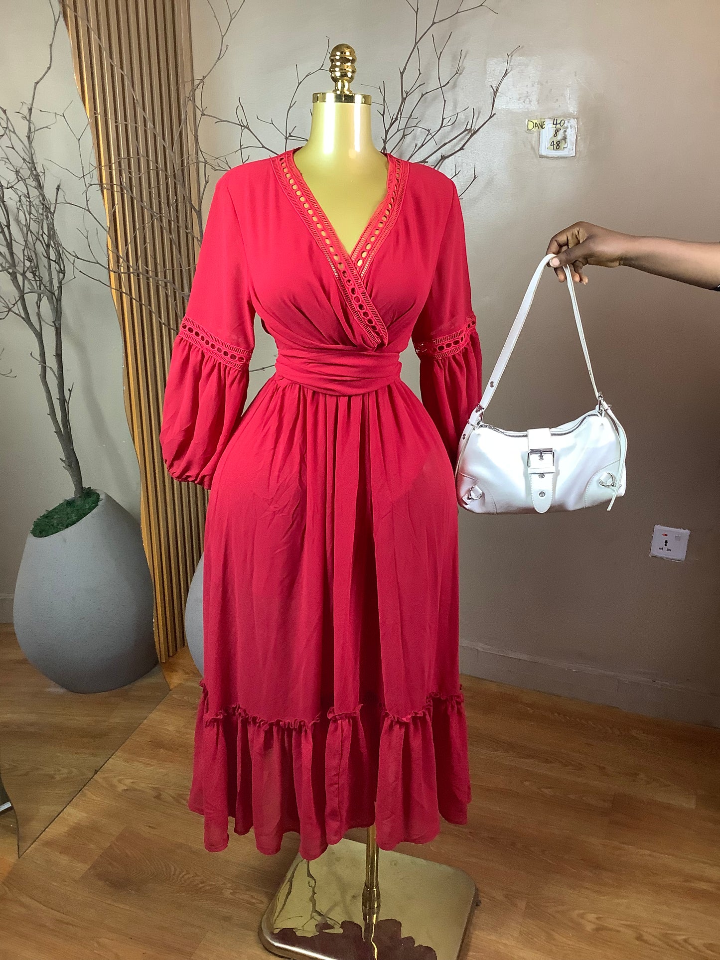 DAVE40 RED DRESS SIZE8 Length48