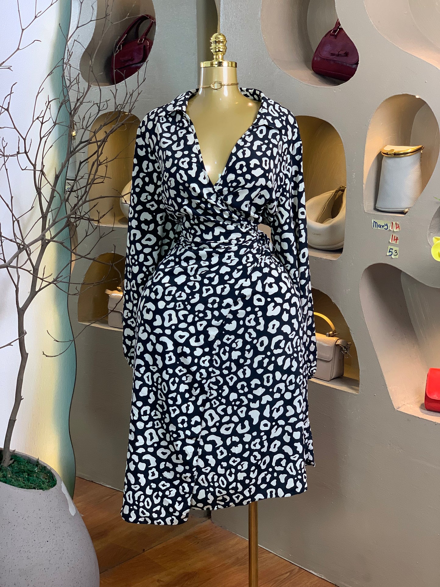 MARY14 SIZE14 Wrap DRESS Length53