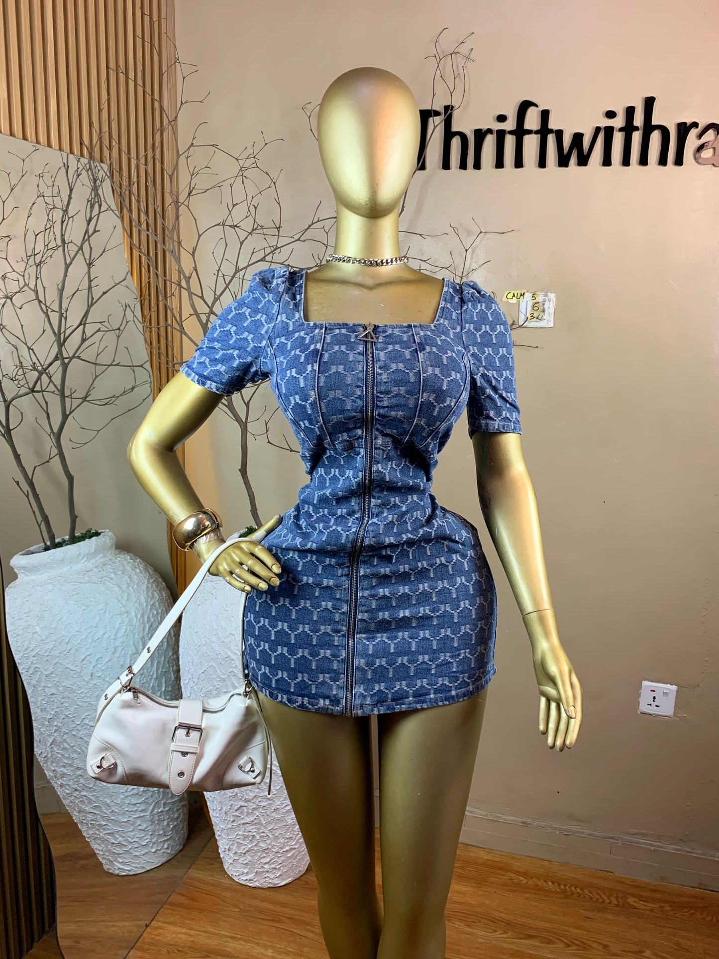 SIZE6 CALM5 Length34