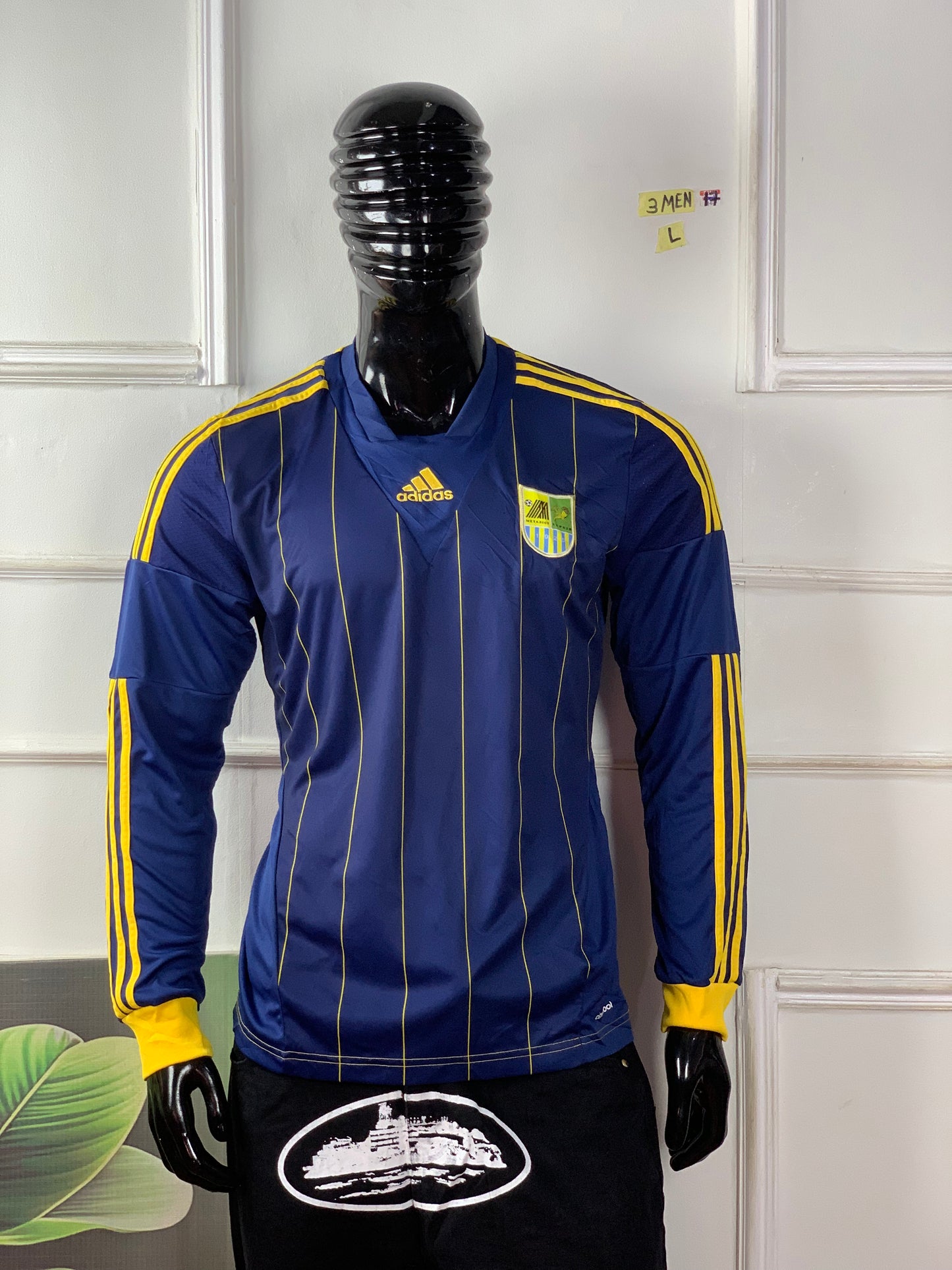 UK SIZE (LARGE) 3MEN17