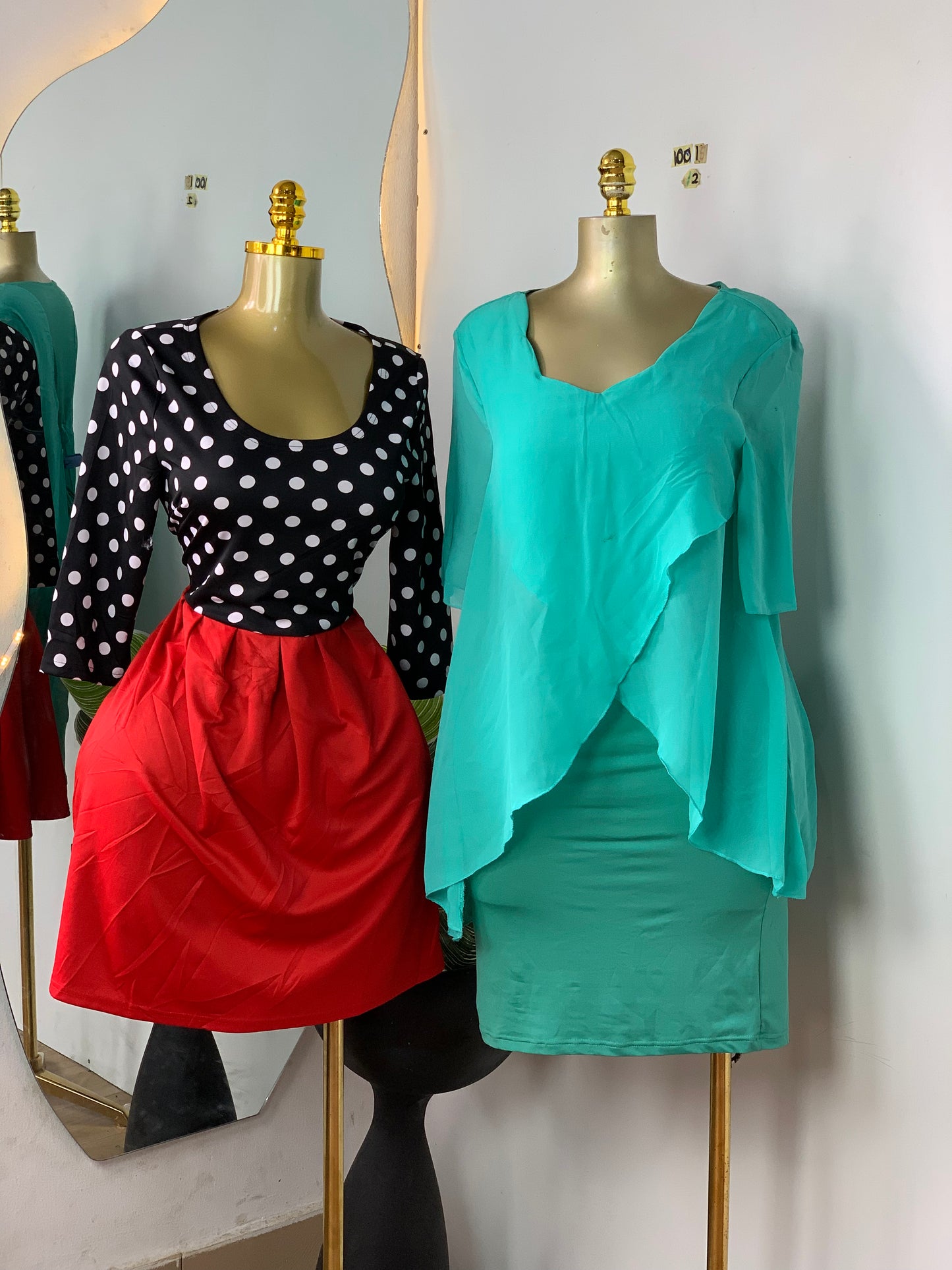 SIZE12 10O15A (red and black polka dot)