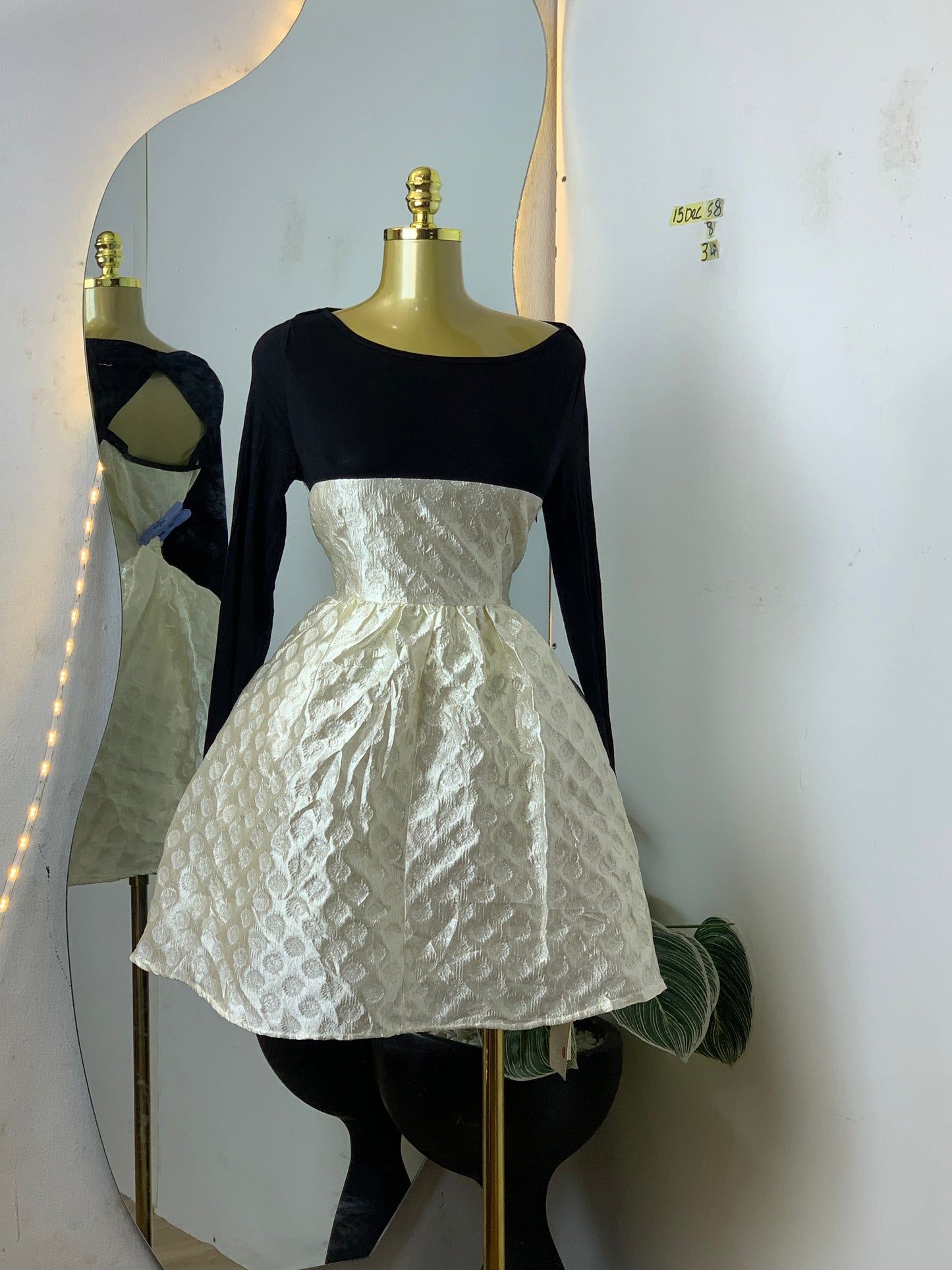 SIZE8 15DEC58 Length34