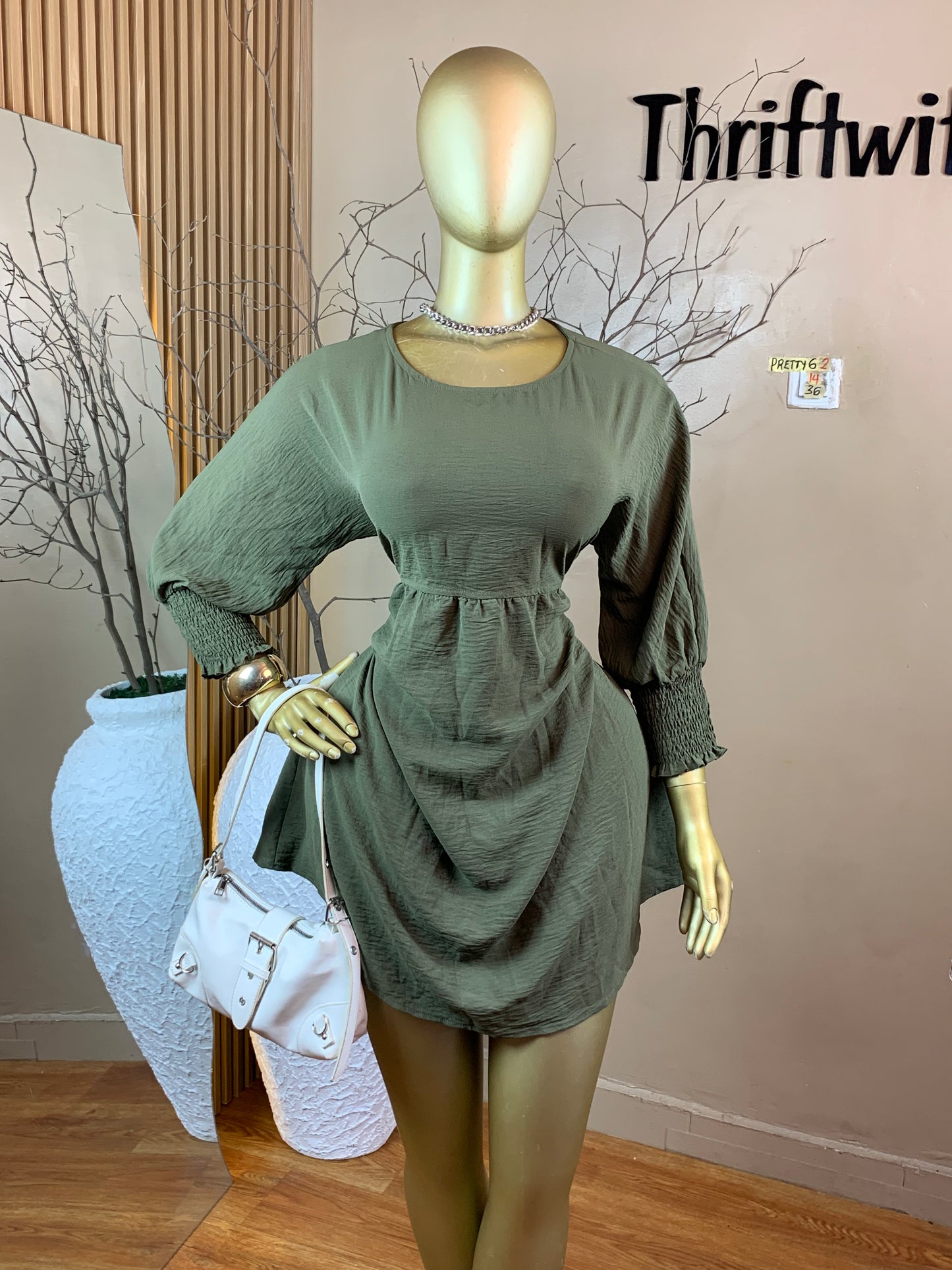 SIZE14 PRETTY62 Length36
