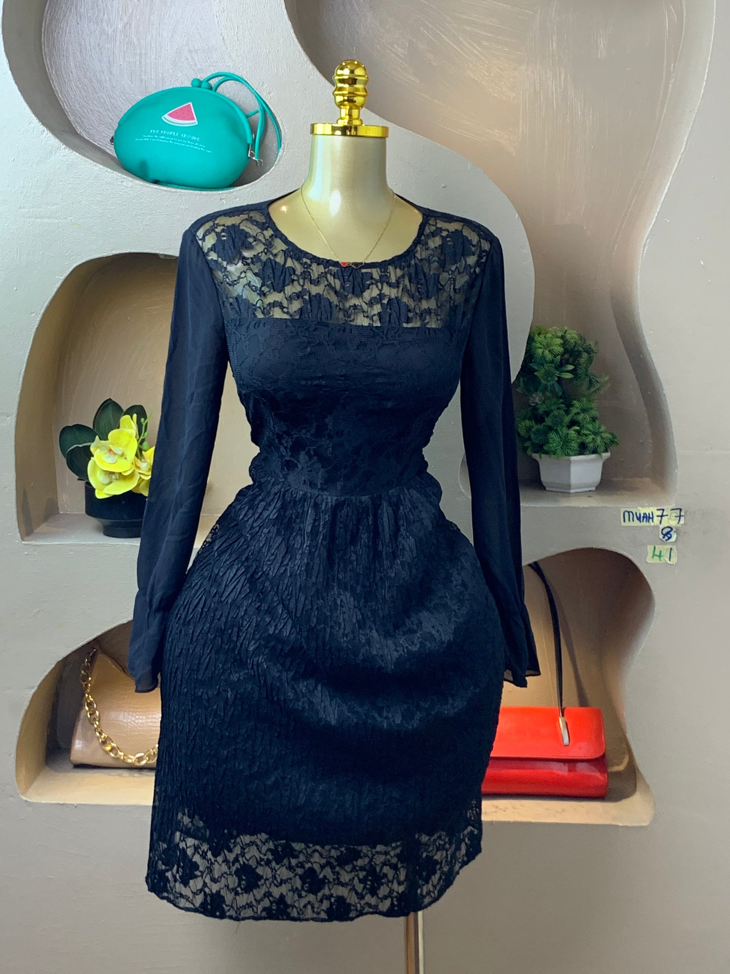 SIZE8 MUAH77 Length41 (black)