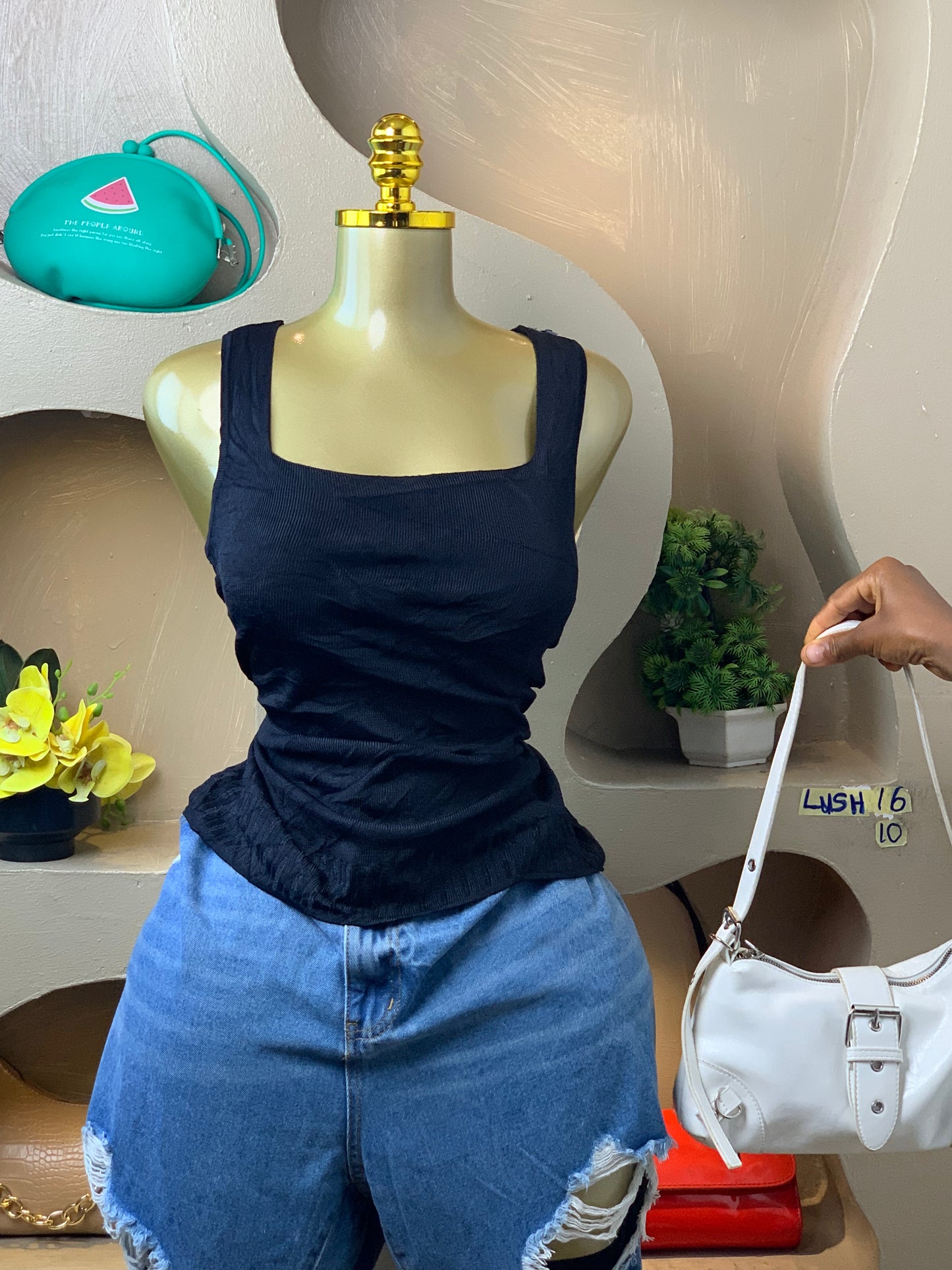 SIZE10 LUSH16