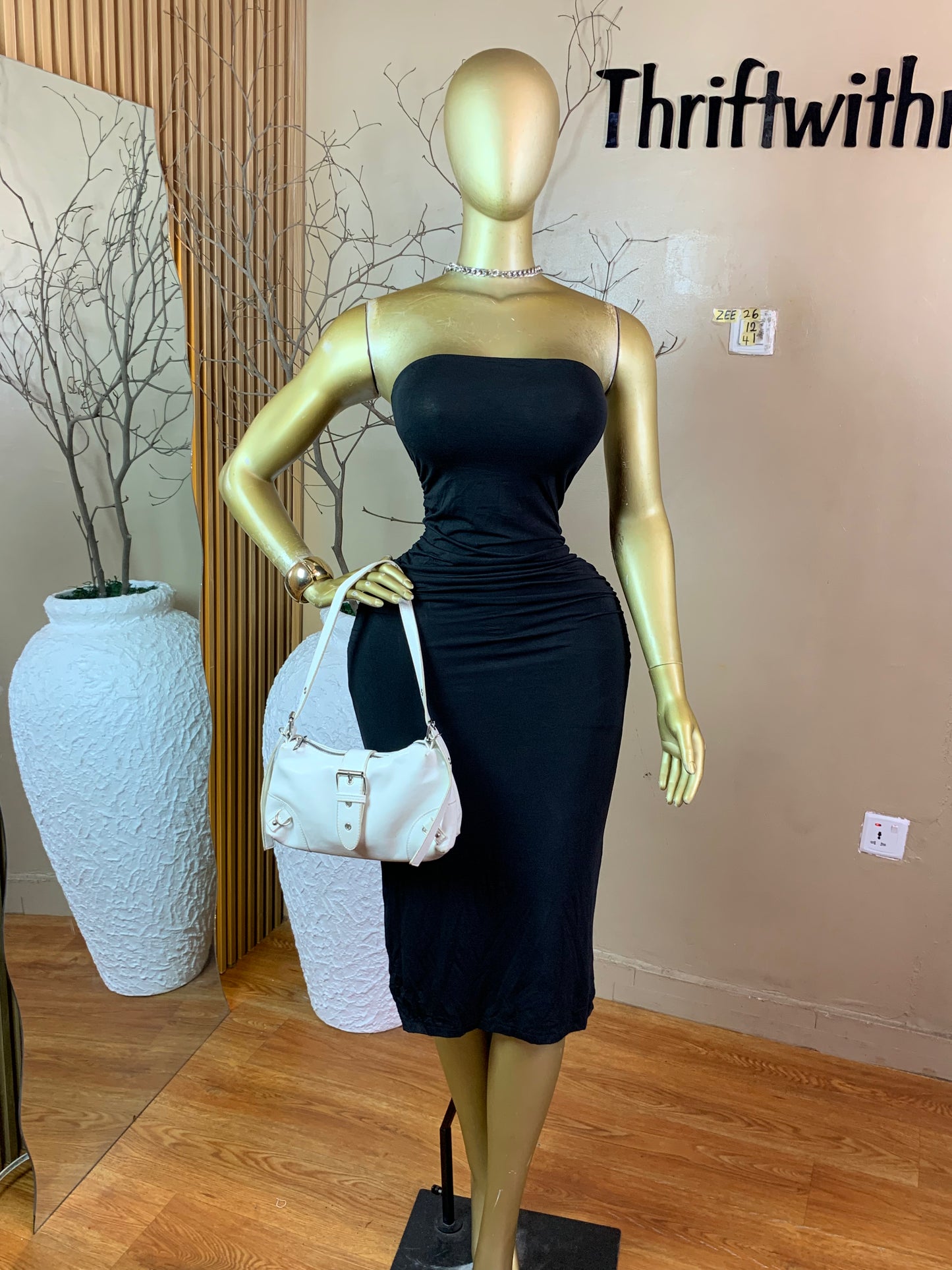 ZEE26 BLACK DRESS SIZE12 Length41