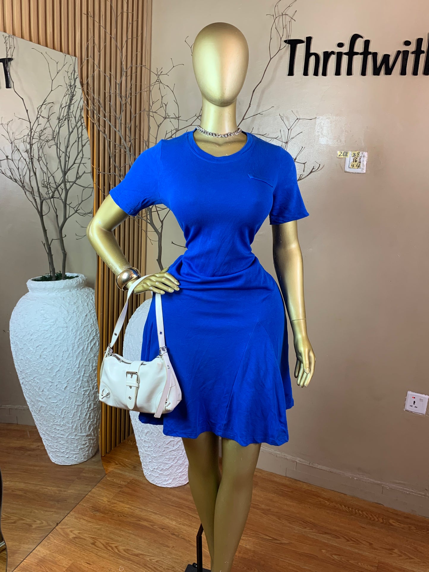 ZEE38 BLUE DRESS SIZE16 Length44