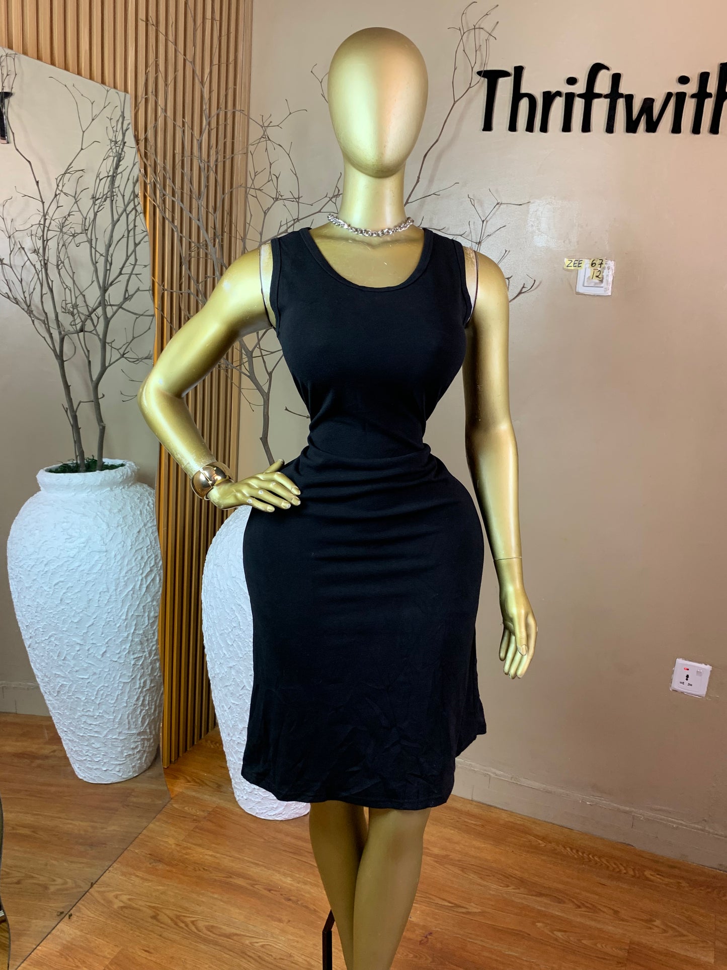 ZEE67 BLACK DRESS SIZE12