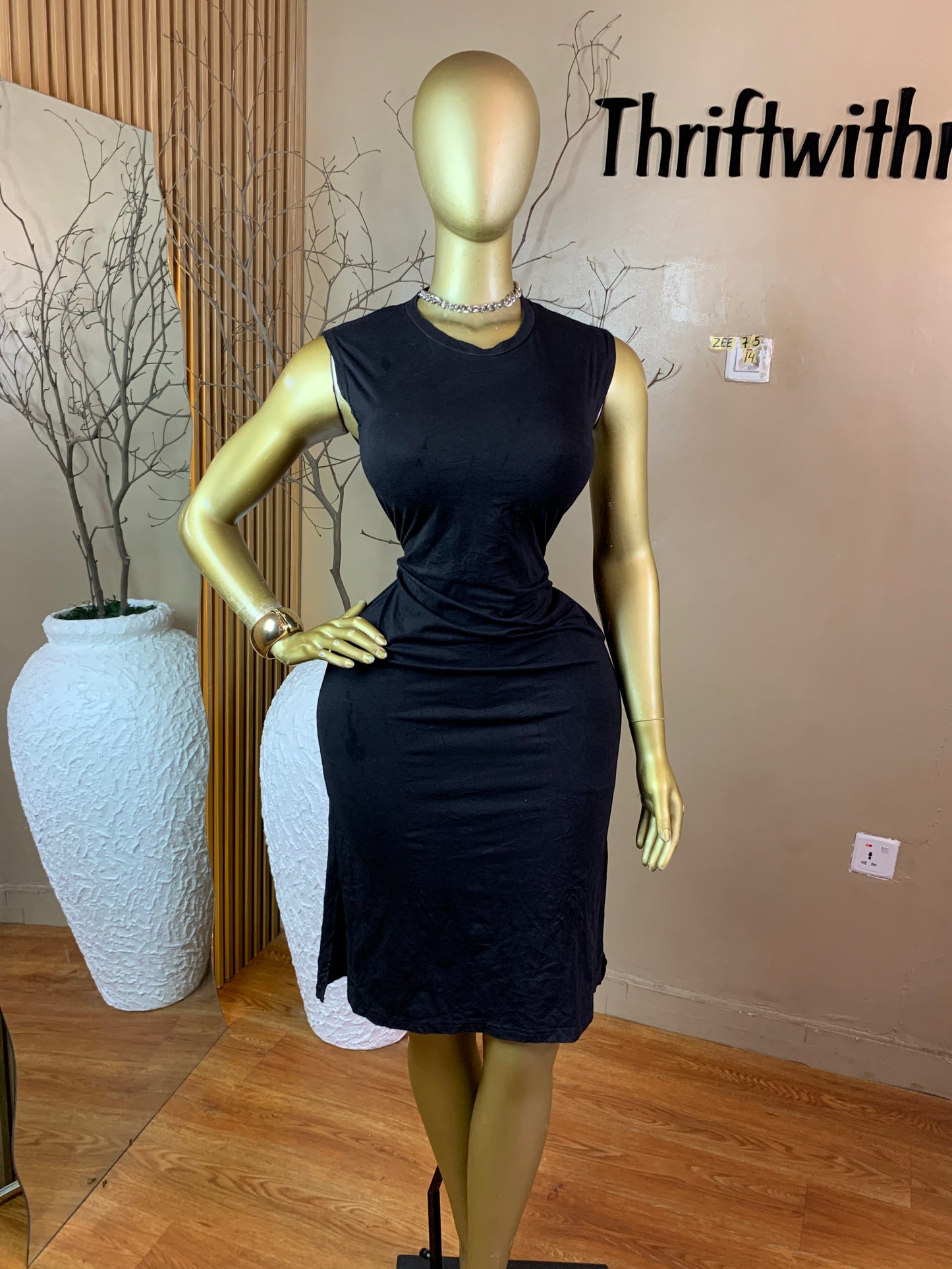 ZEE75 BLACK DRESS SIZE14