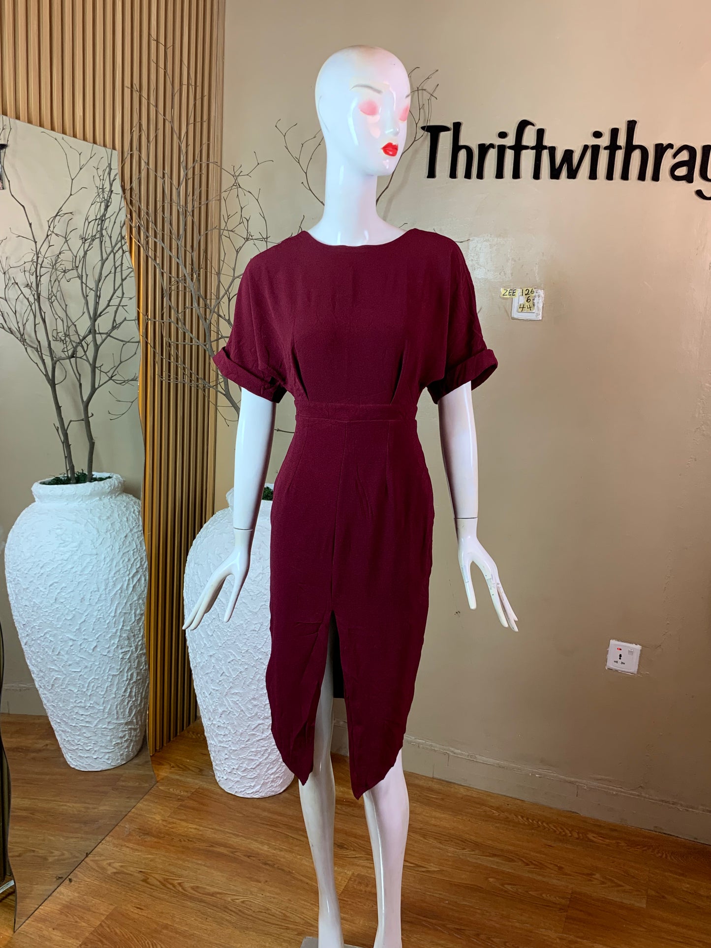 ZEE126 BURGUNDY CORPORATE DRESS SIZE6 Length44
