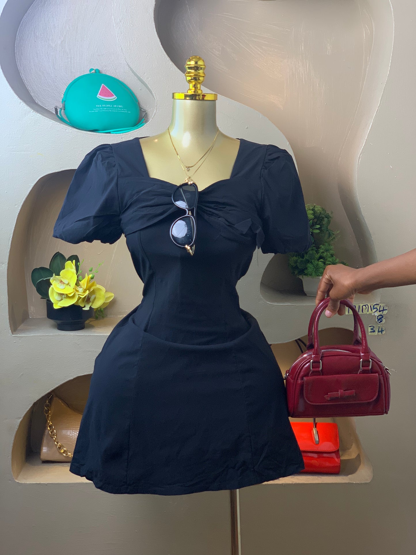 SIZE8 MIMI54 Length34 (black)
