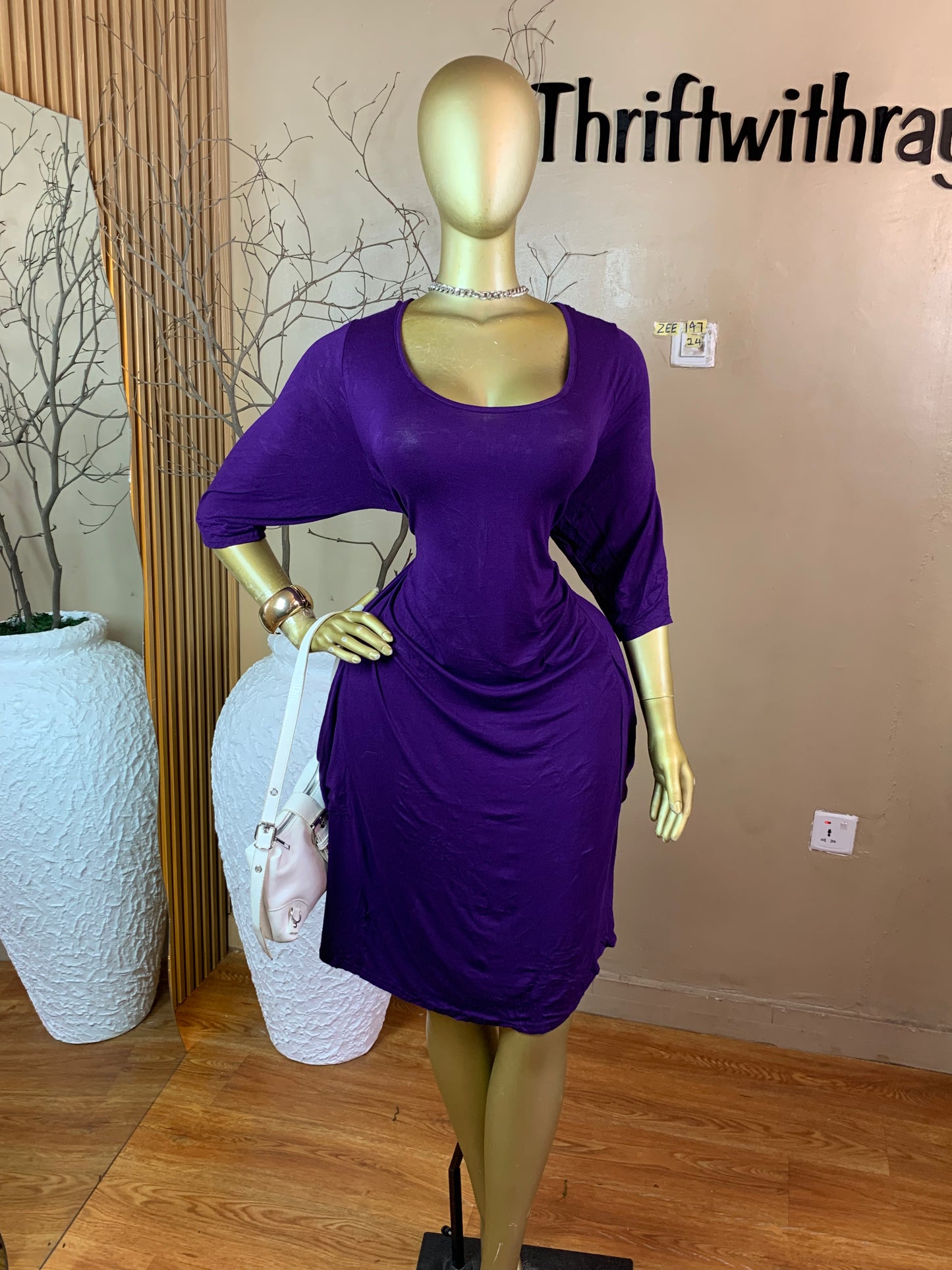 ZEE147 PURPLE DRESS SIZE24