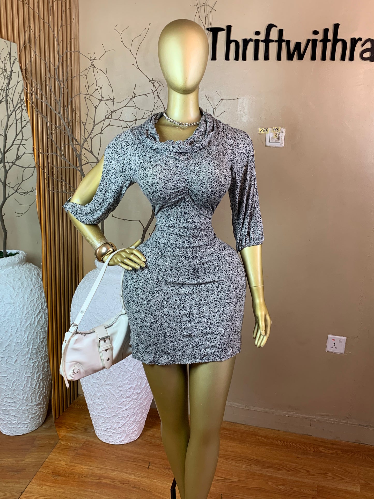 ZEE148 SIZE8