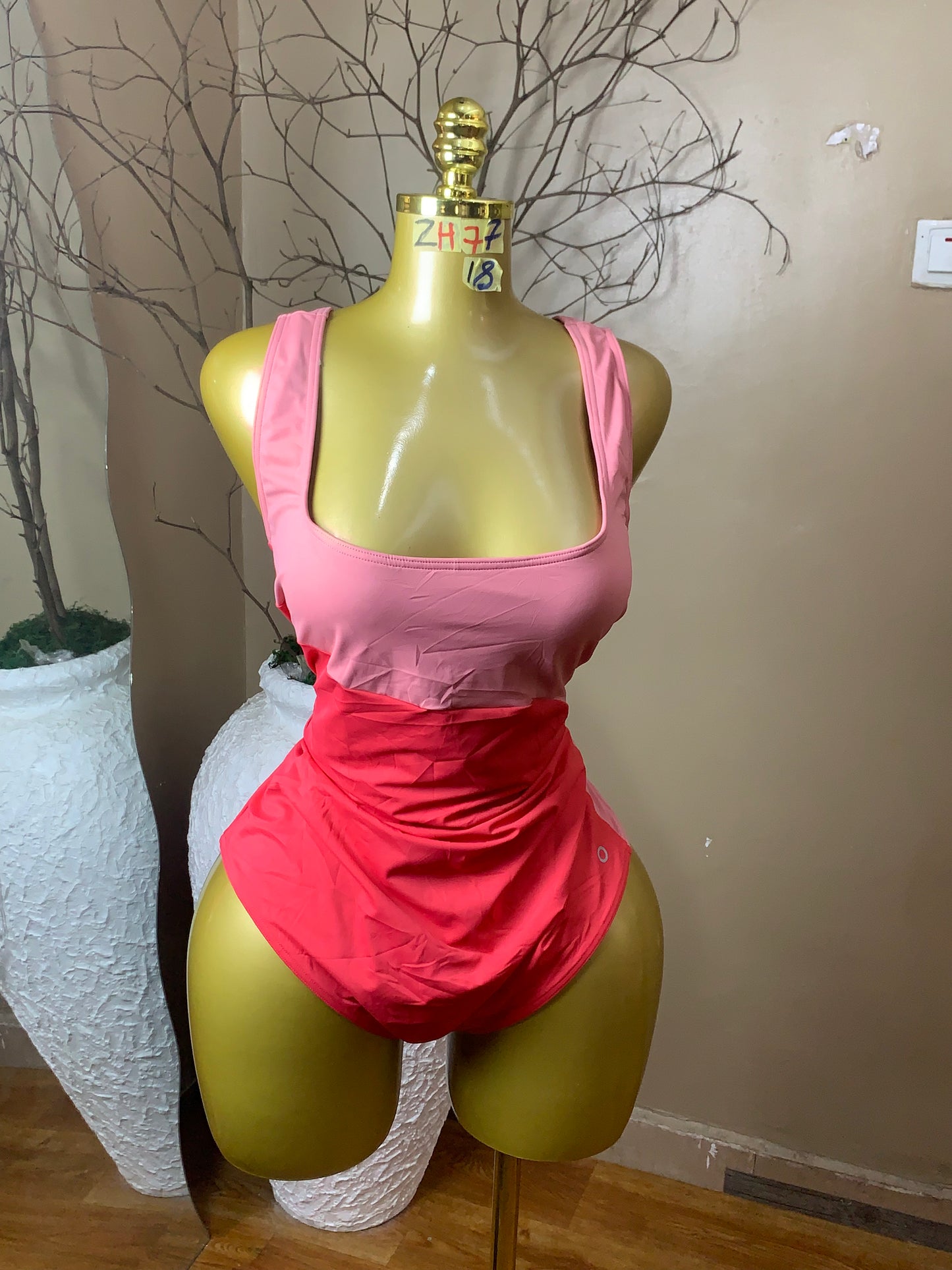 SIZE18 ZH77