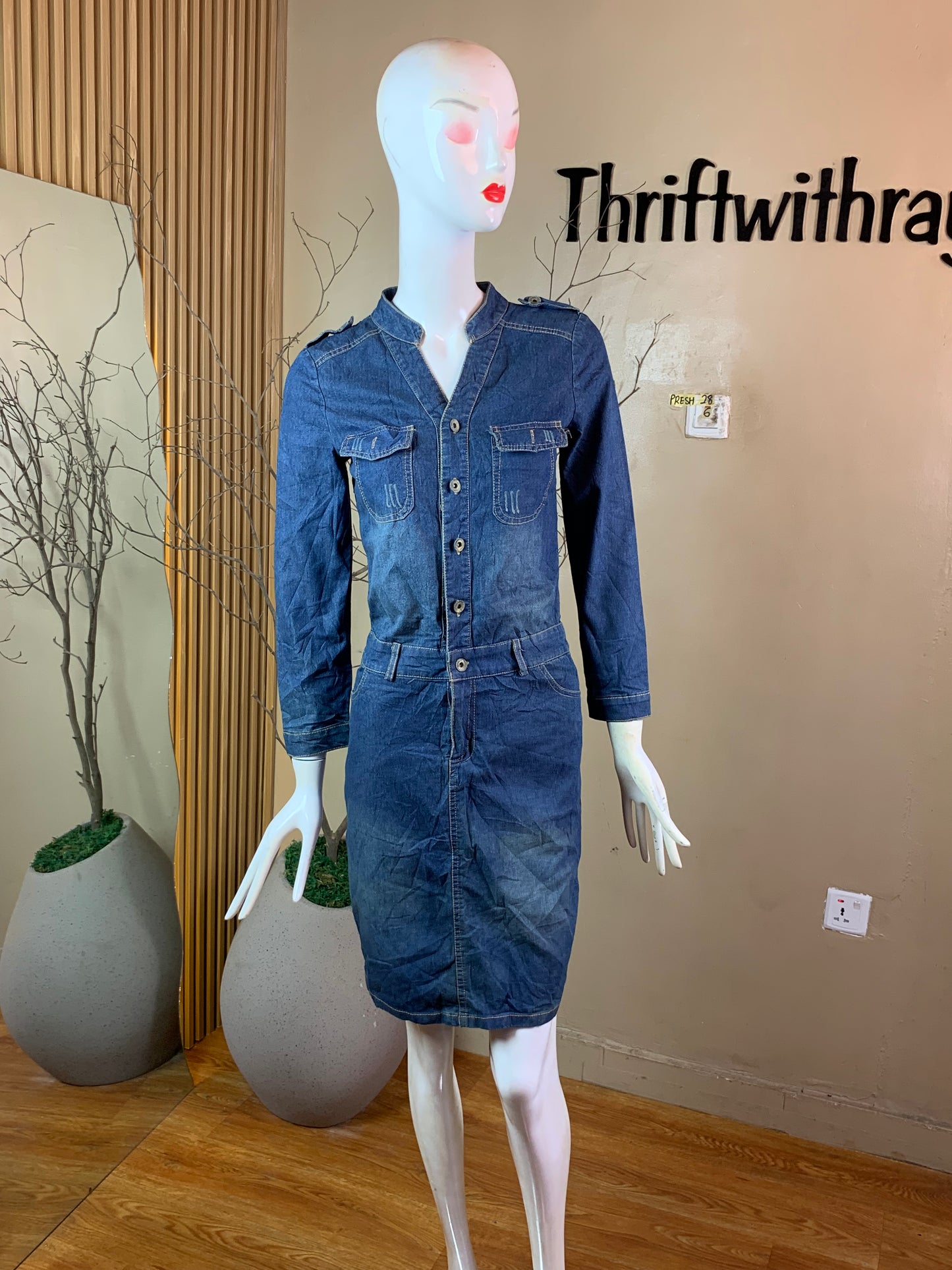 PRESH28 DENIM DRESS SIZE6