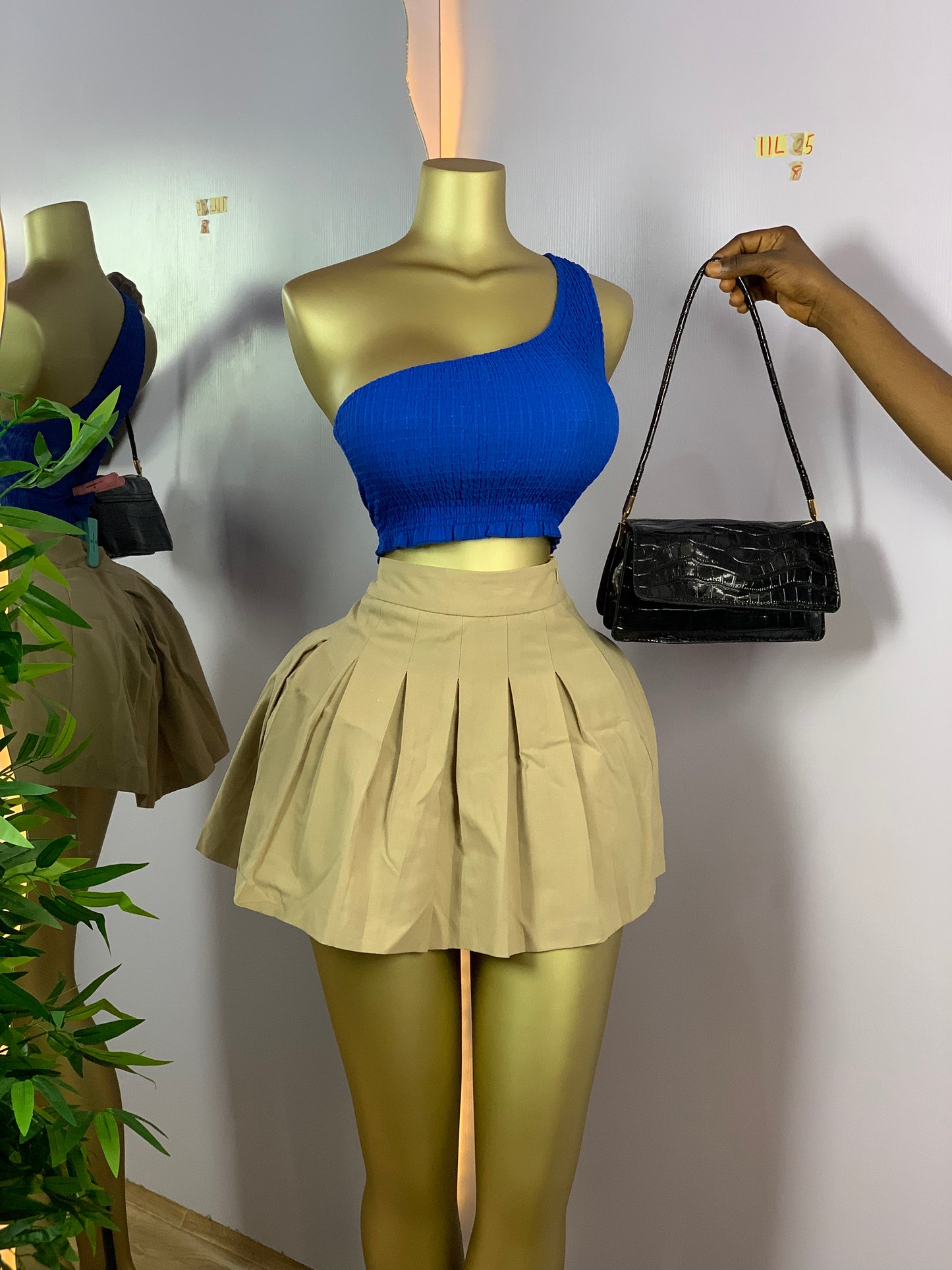 SIZE8 11L25b (skirt  only)