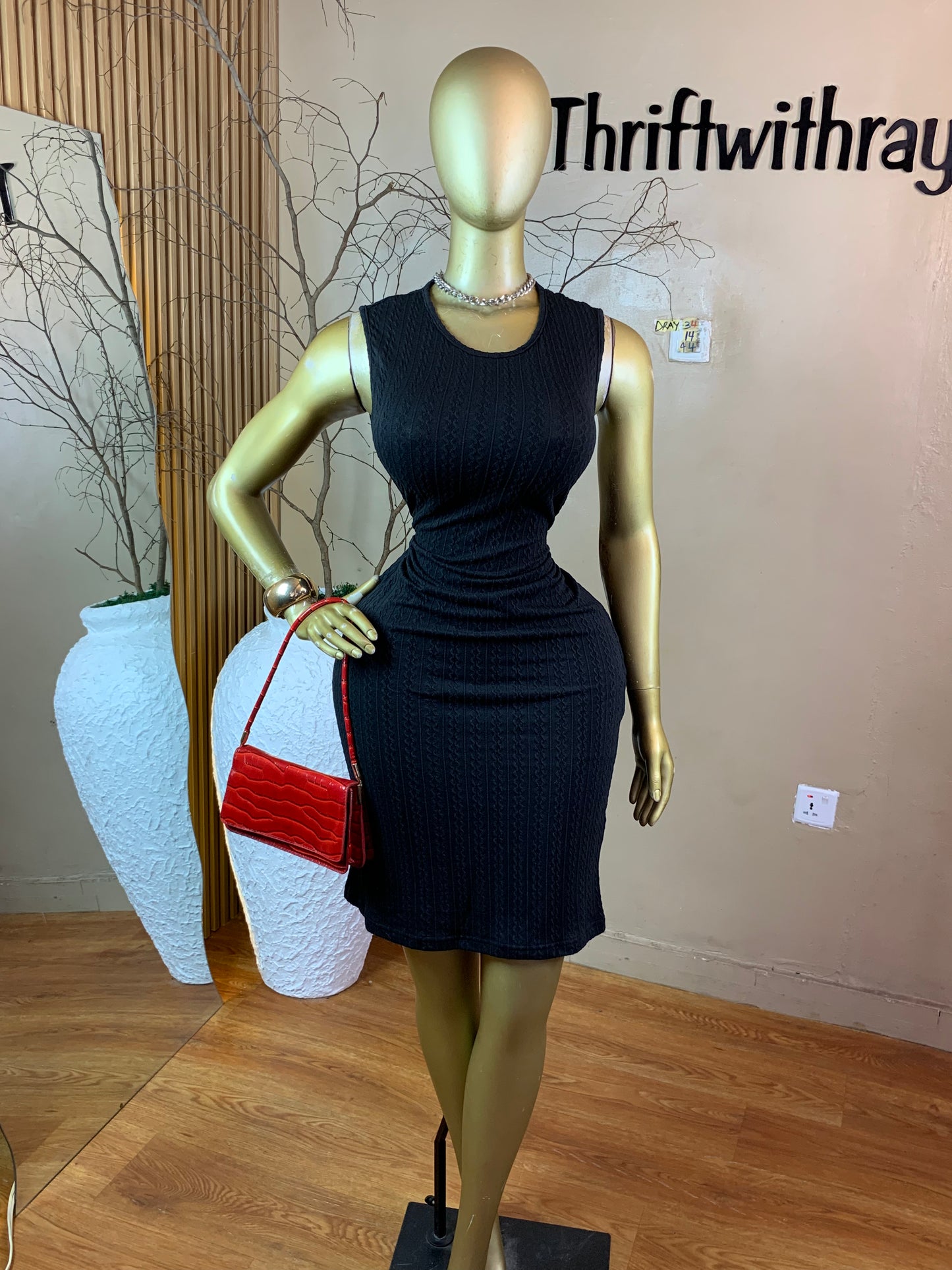 SIZE14 DRAY34 BLACK DRESS Length44