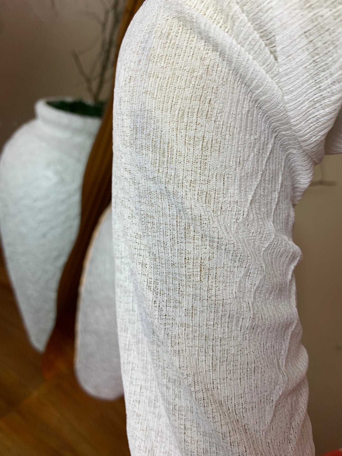 SIZE14 MSH4 WHITE TOP ONLY (Little stain)