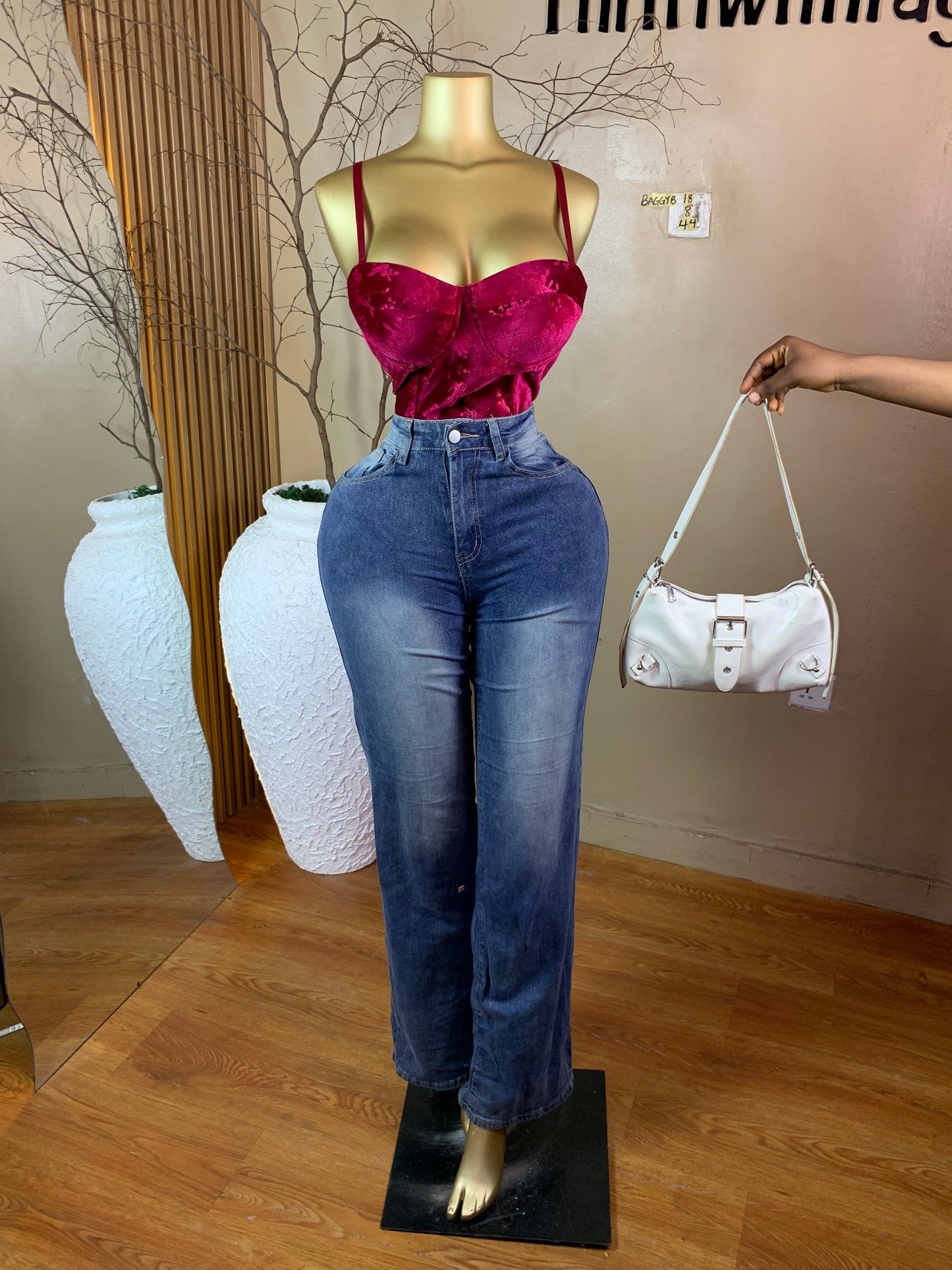 SIZE8 BAGGYB18 Length44 Jean only