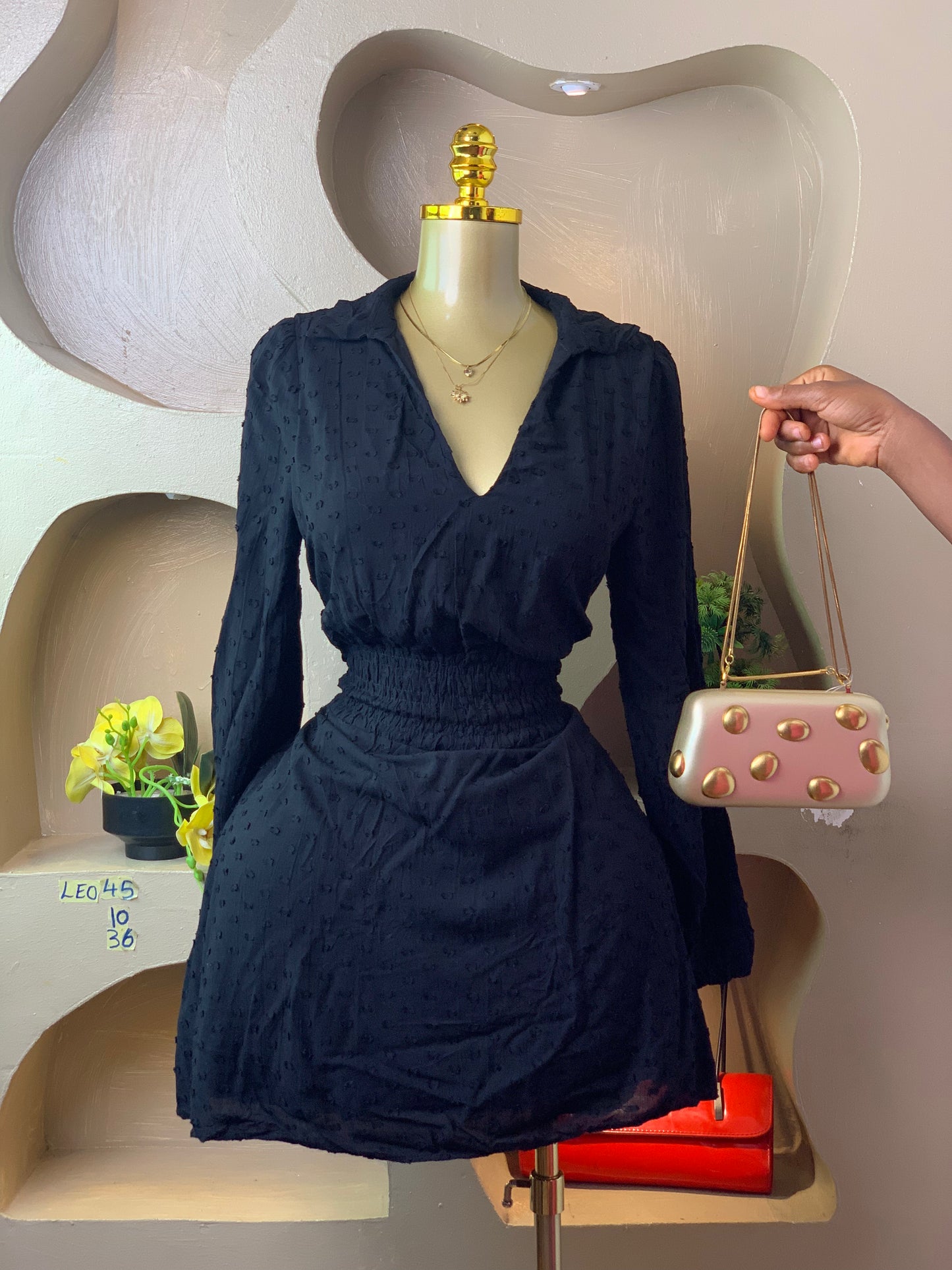 LEO45 BLACK DRESS SIZE10 Length36