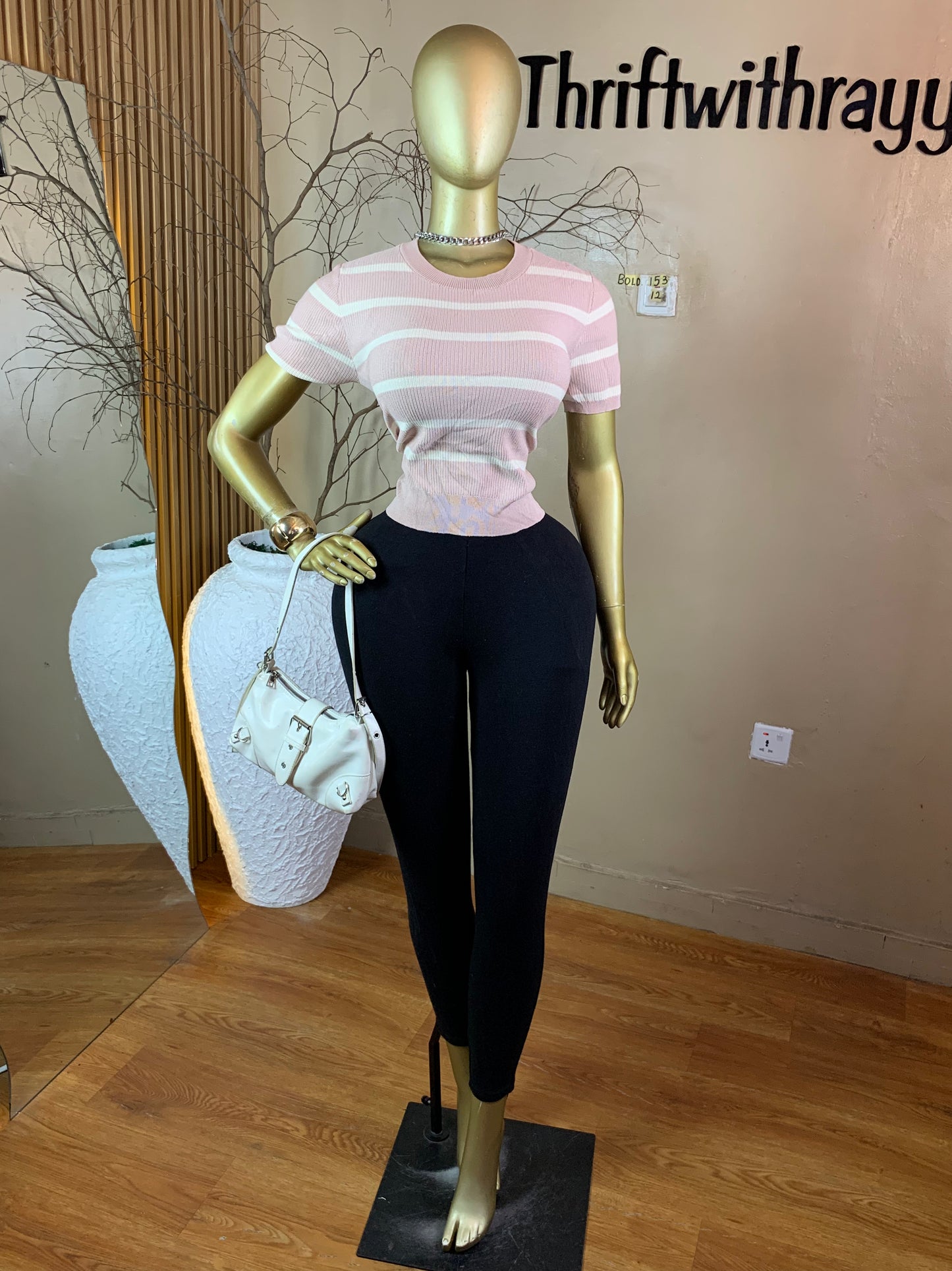 BOLD153 SIZE12 Peach knit top