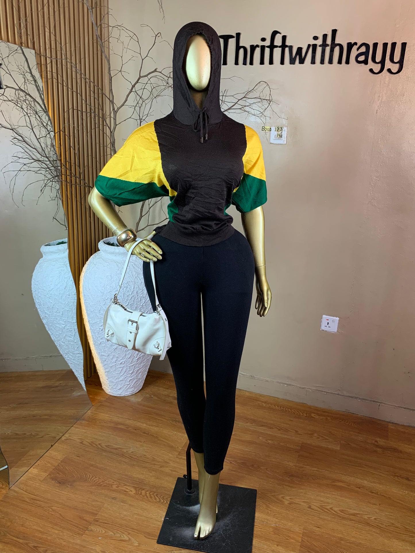 BOLD183 SIZE14 free top