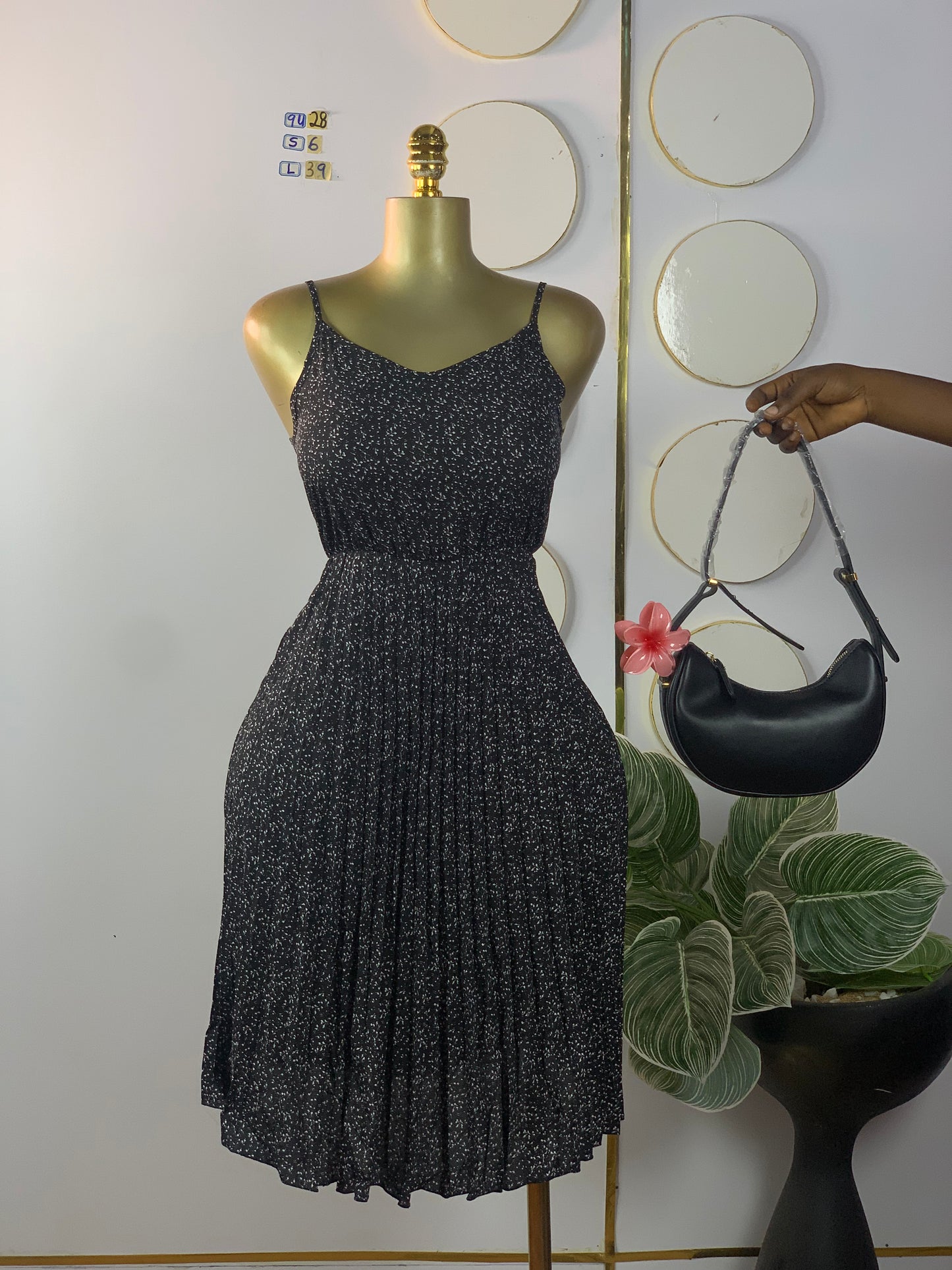 SIZE6 9U28 Length 39