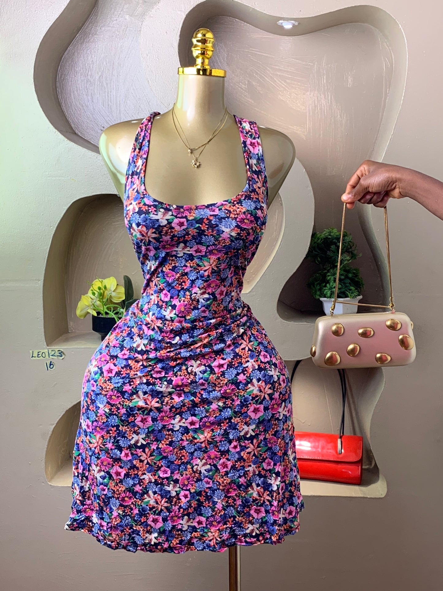 LEO123 FLORAL DRESS SIZE16