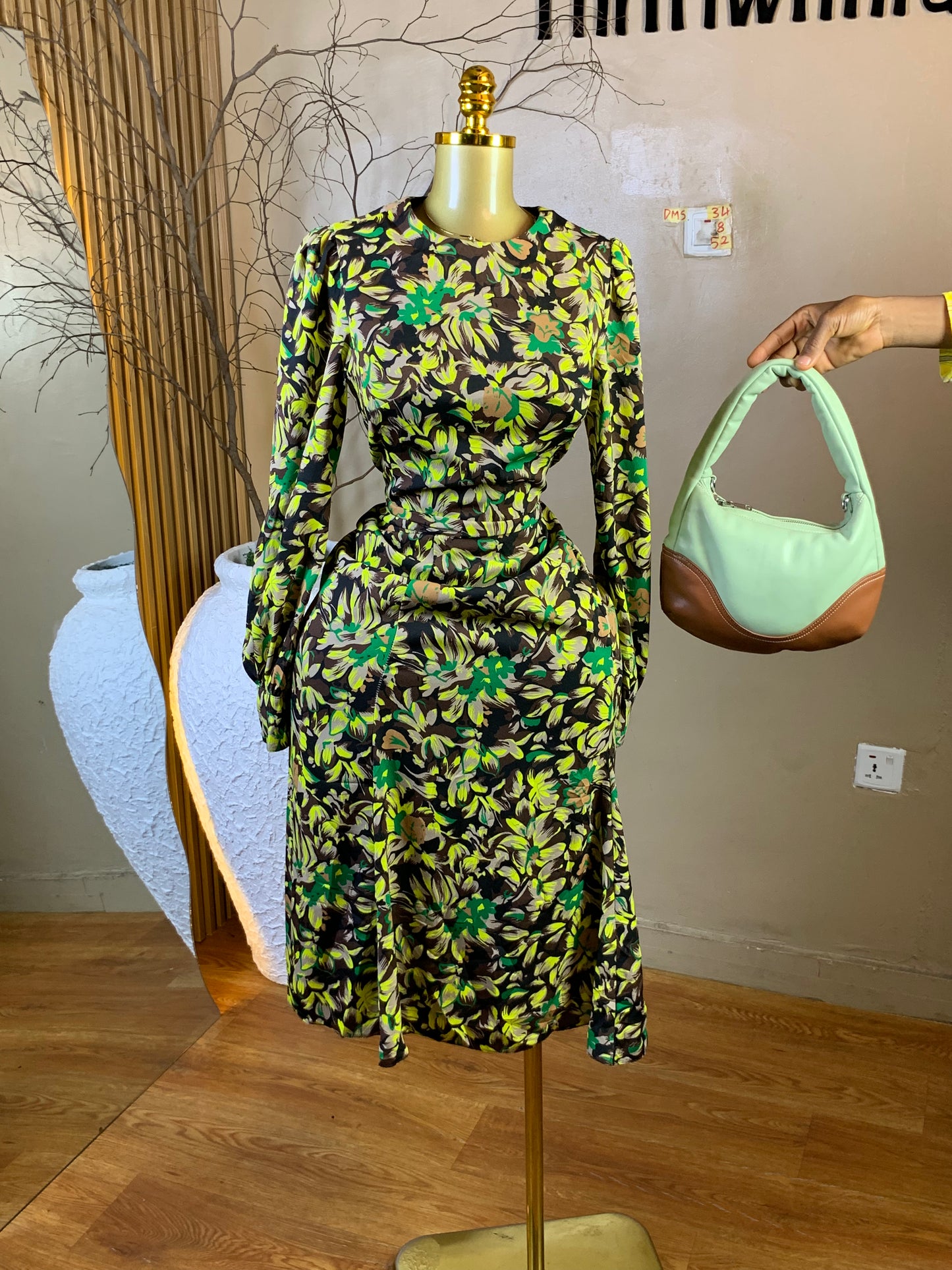 DAMSEL34 SIZE8 Length52 floral green dress