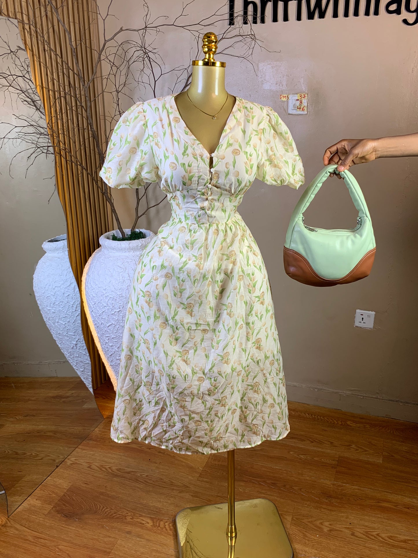 DAMSEL37 SIZE8 Length46 green dress