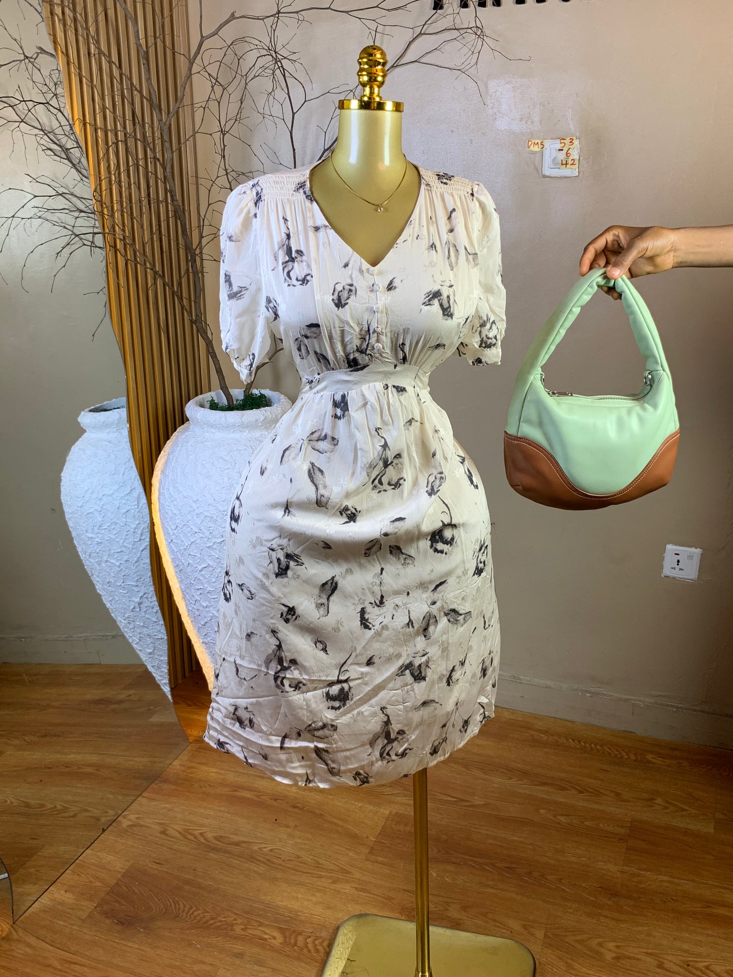 DAMSEL53 SIZE6 Length42