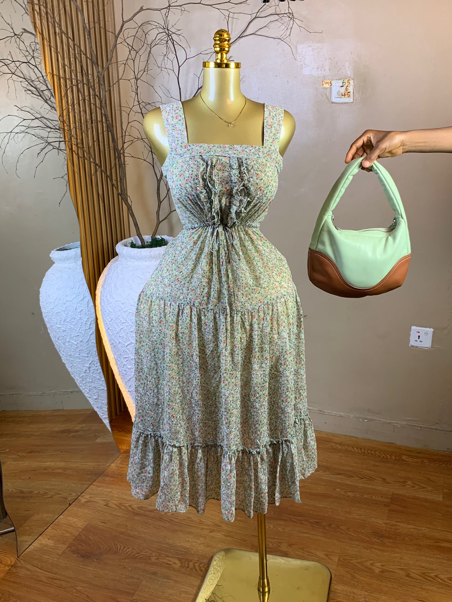 DAMSEL65 SIZE6 Length45 chiffon dress