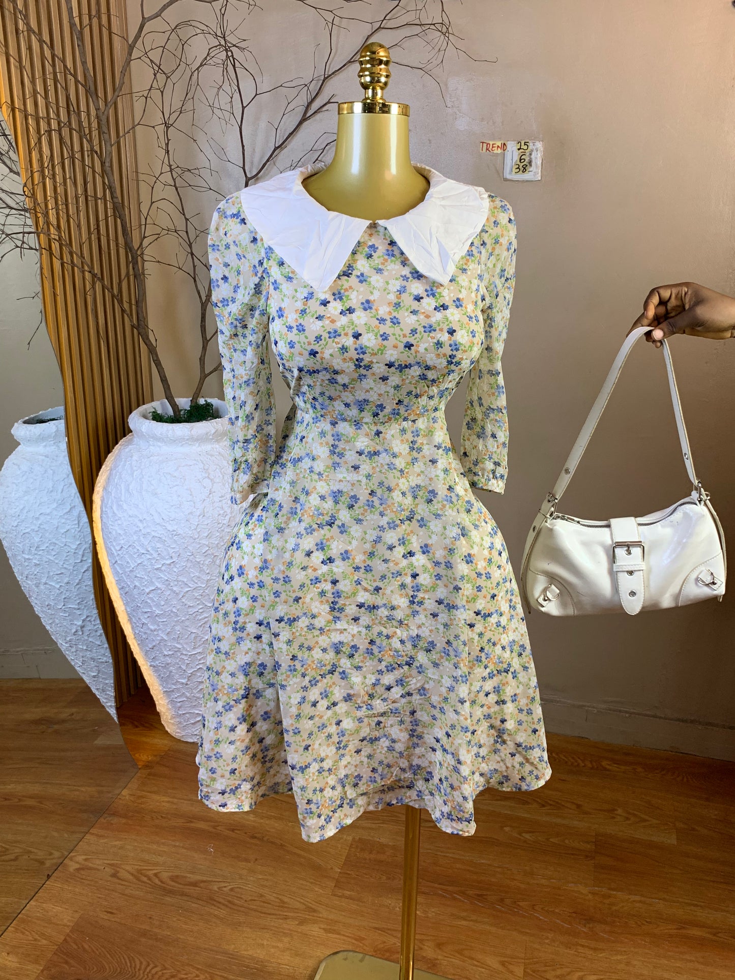 TREND25 SIZE6 Length38 floral dress