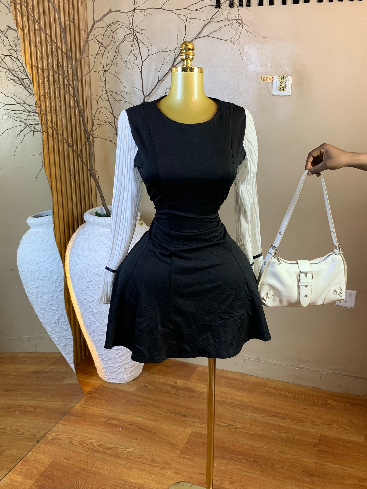 TREND31 SIZE8 Length37 white&black dress