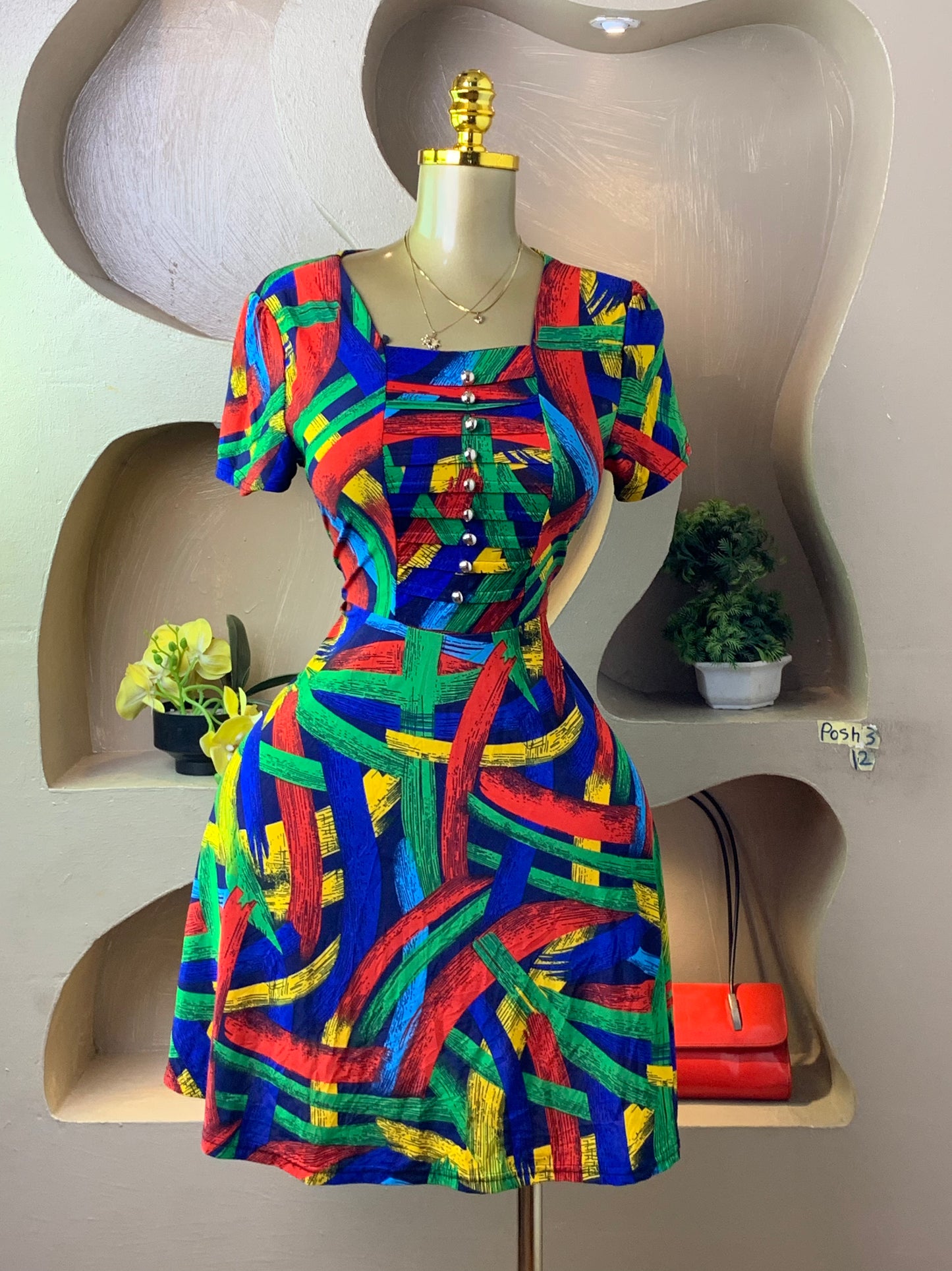 POSH3 MULTI COLOR DRESS SIZE12