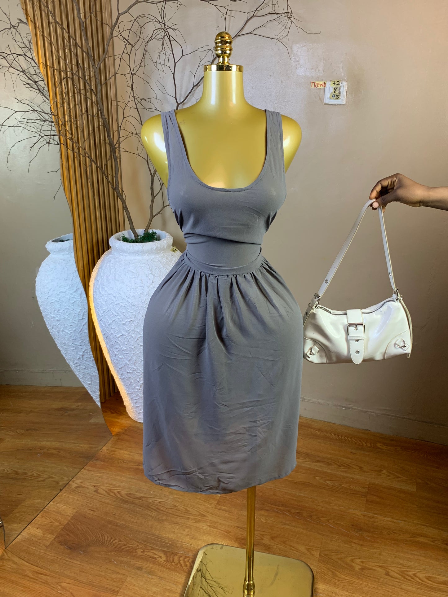 TREND72 SIZE8 Length45 chiffon dress