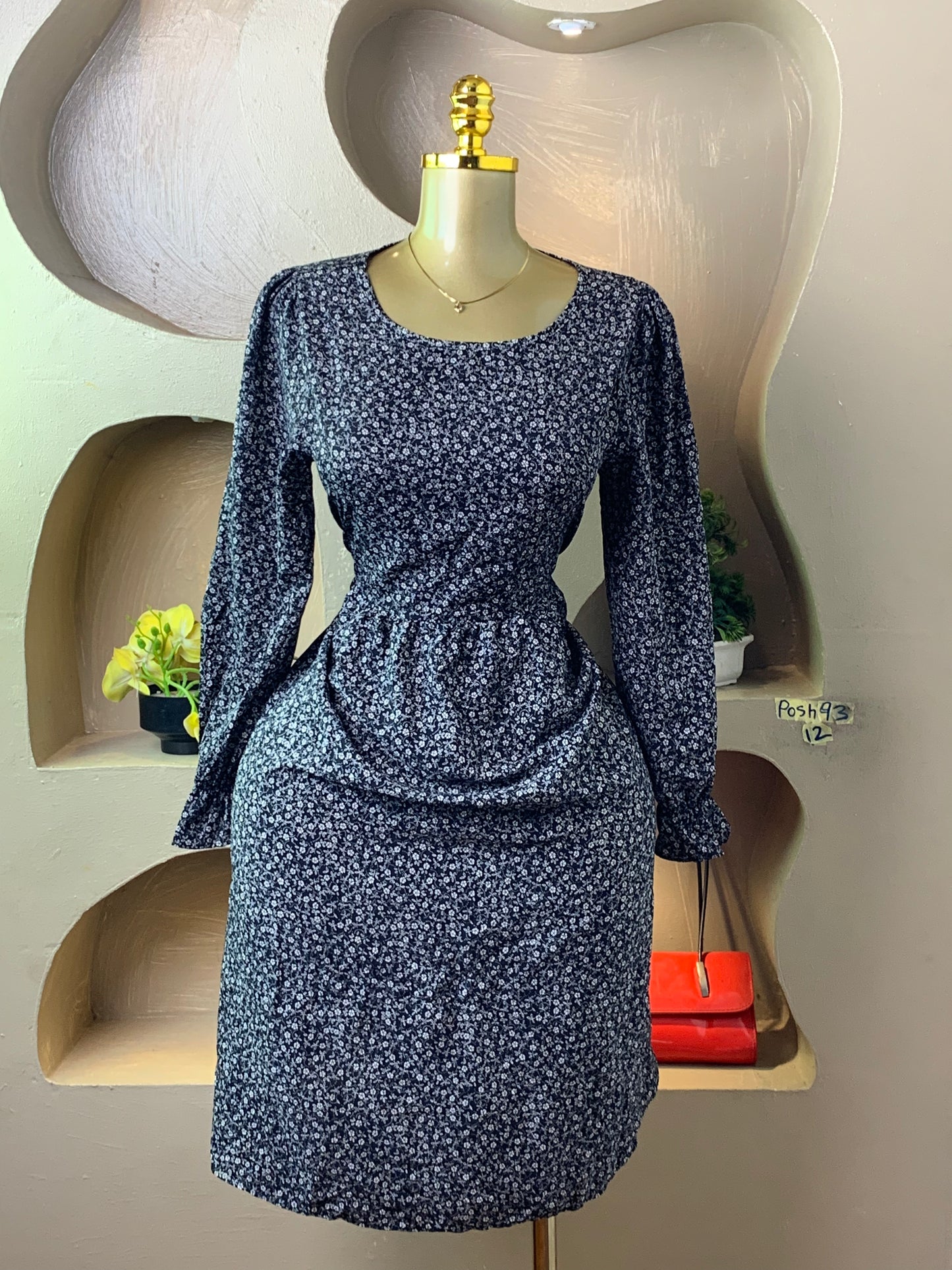 POSH93 FLORAL DRESS SIZE12
