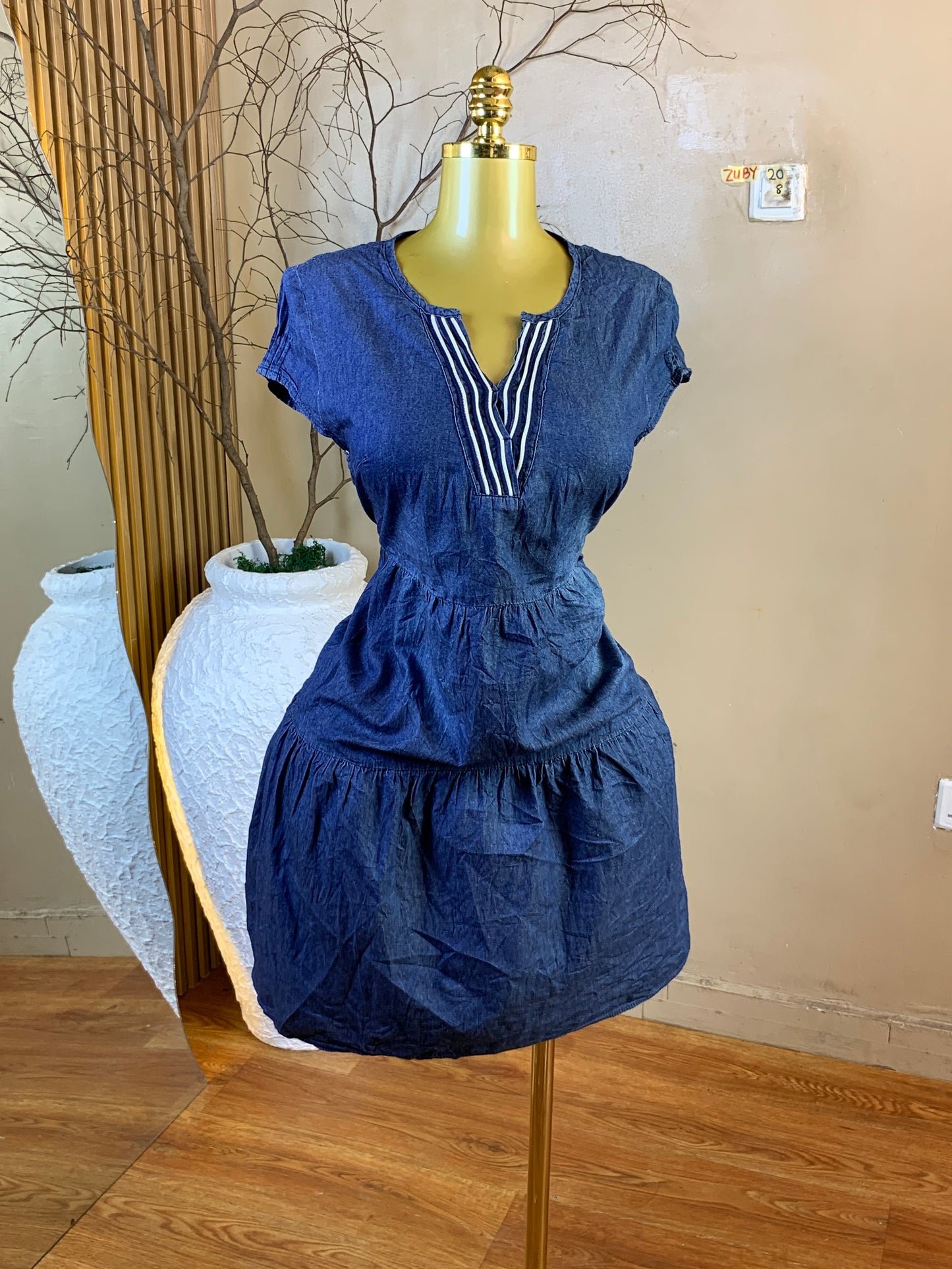 ZUBY20 SIZE8 Denim dress