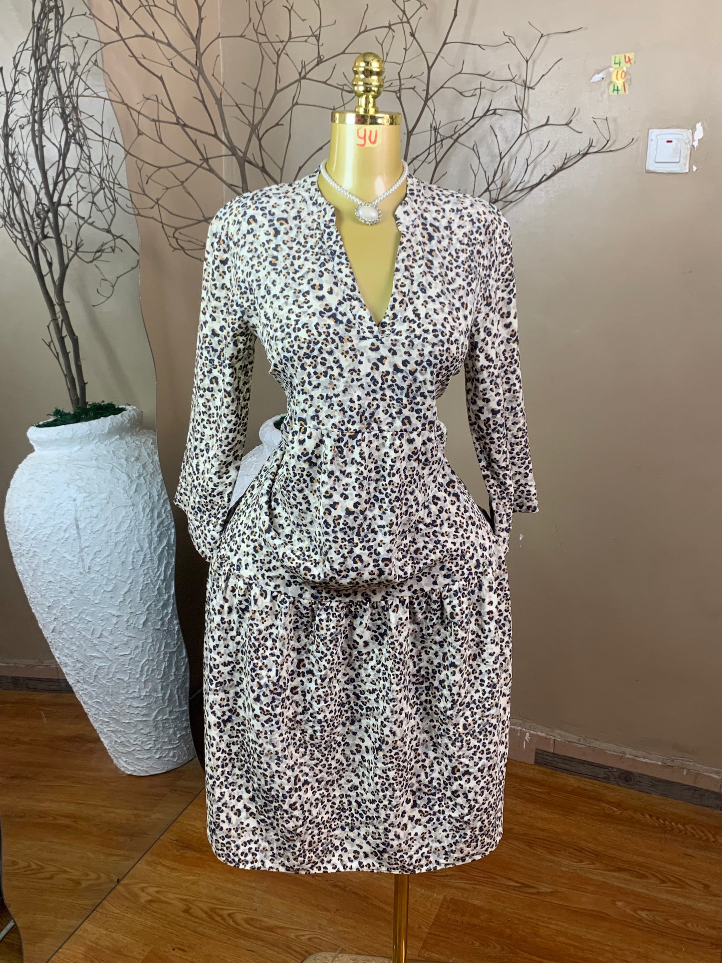 SIZE10 YU44 Length41(Free dress)