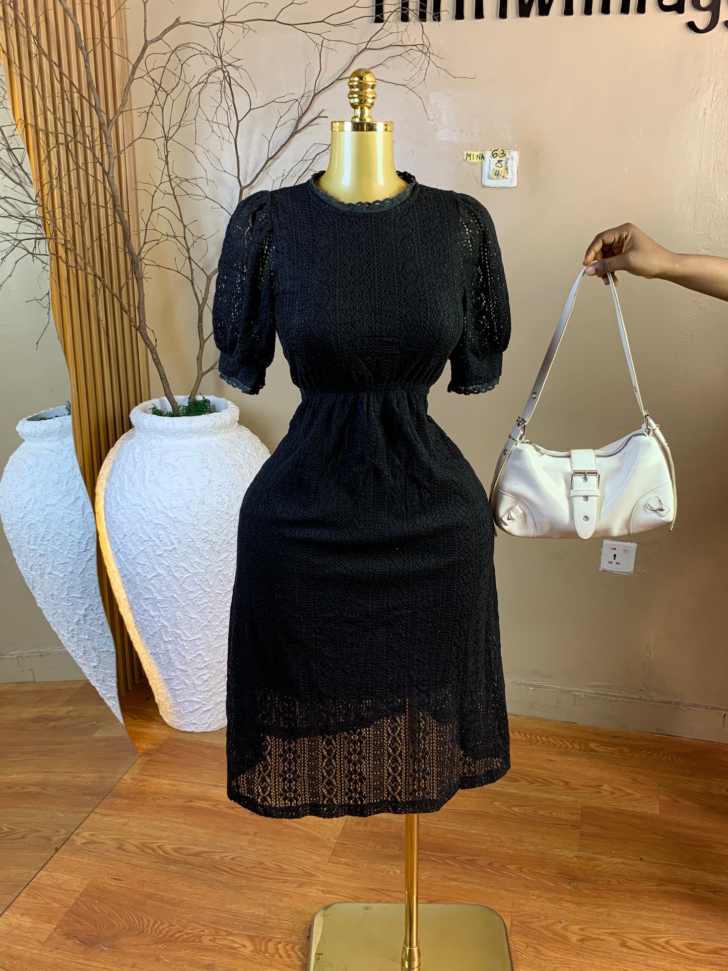 MINA63 SIZE8 Length44 black dress