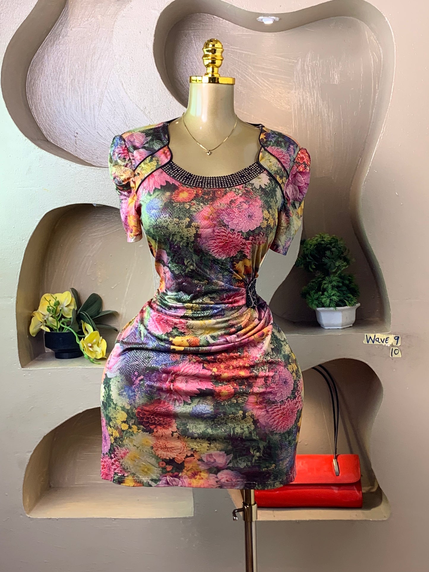 WAVE9 FLORAL DRESS SIZE10