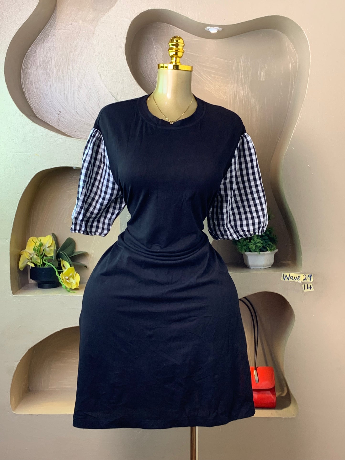 WAVE29 BLACK DRESS SIZE14