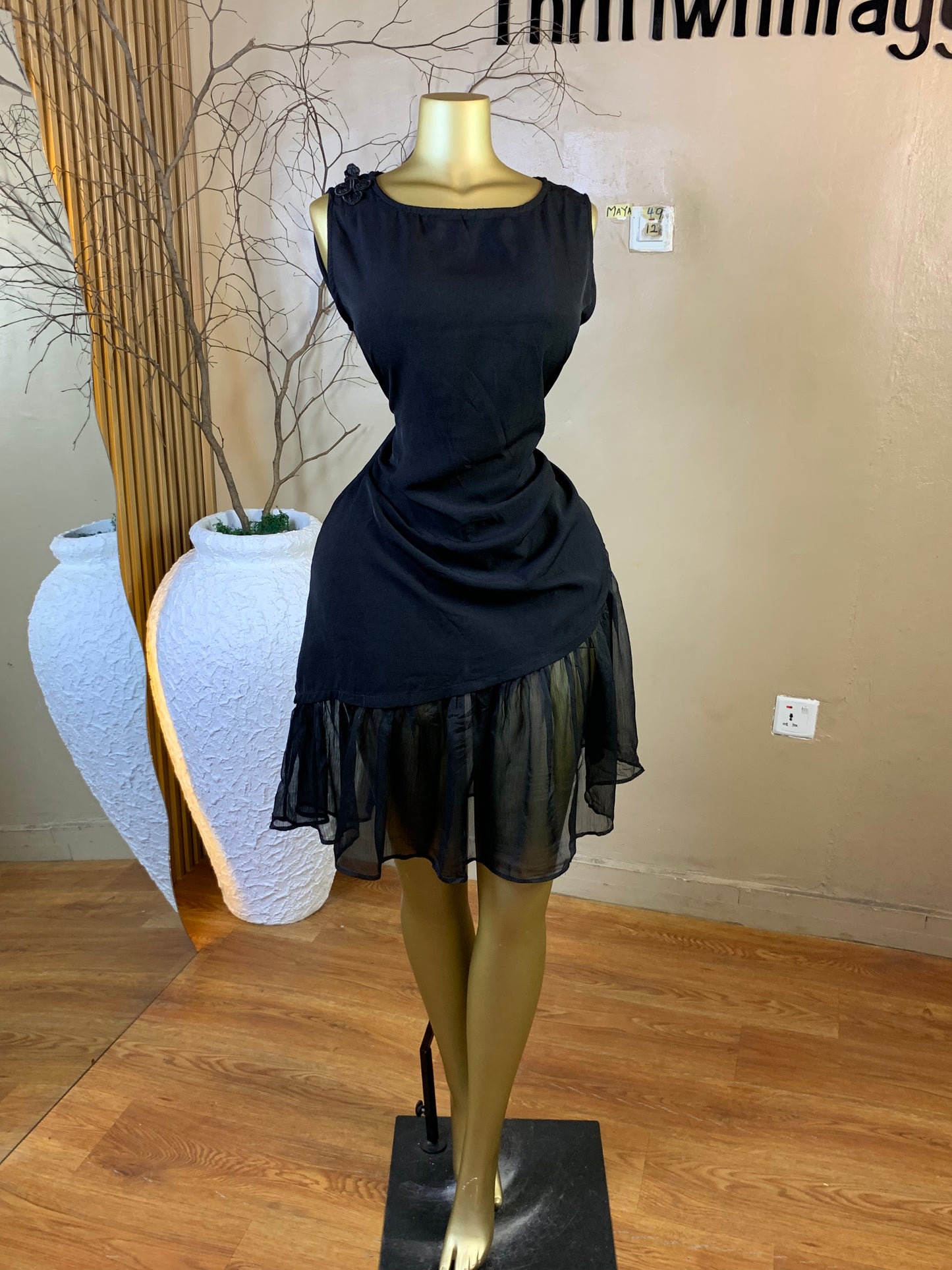 MAYA49 SIZE12 black dress