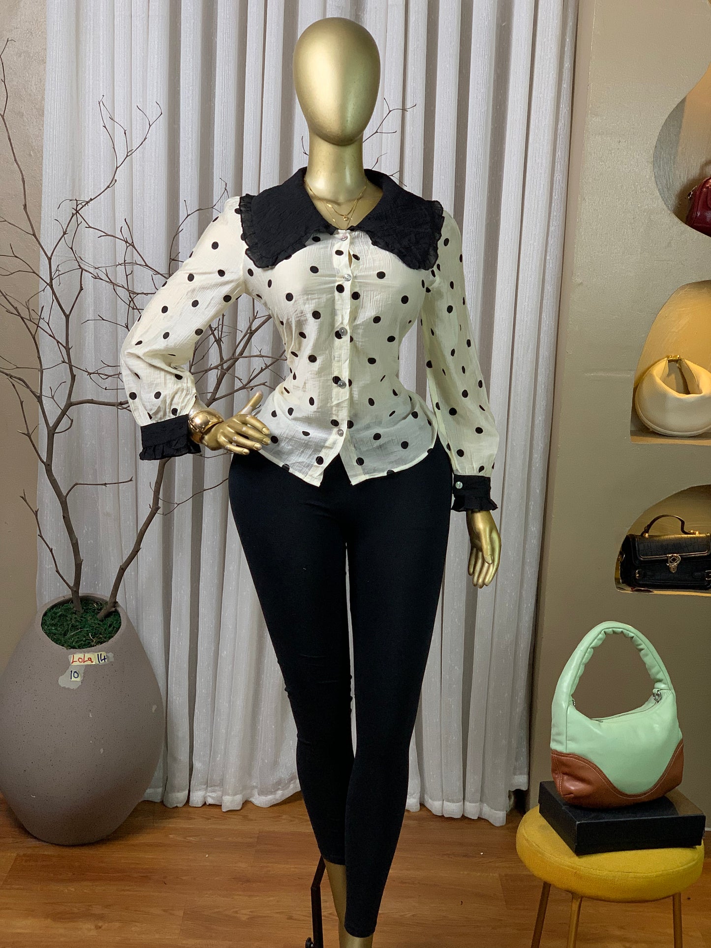 LOLA14 SIZE10 Polka dot top only