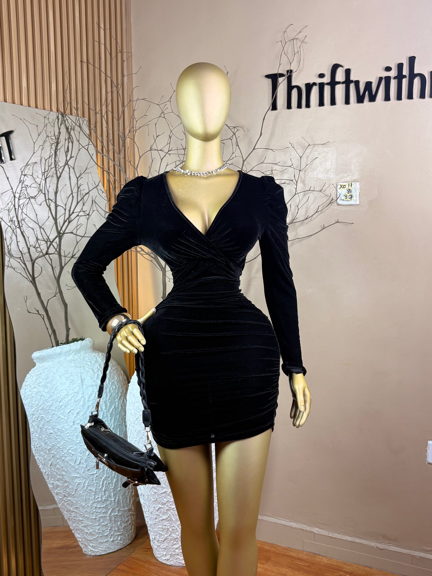 SIZE8 XO11 Length37 (black)