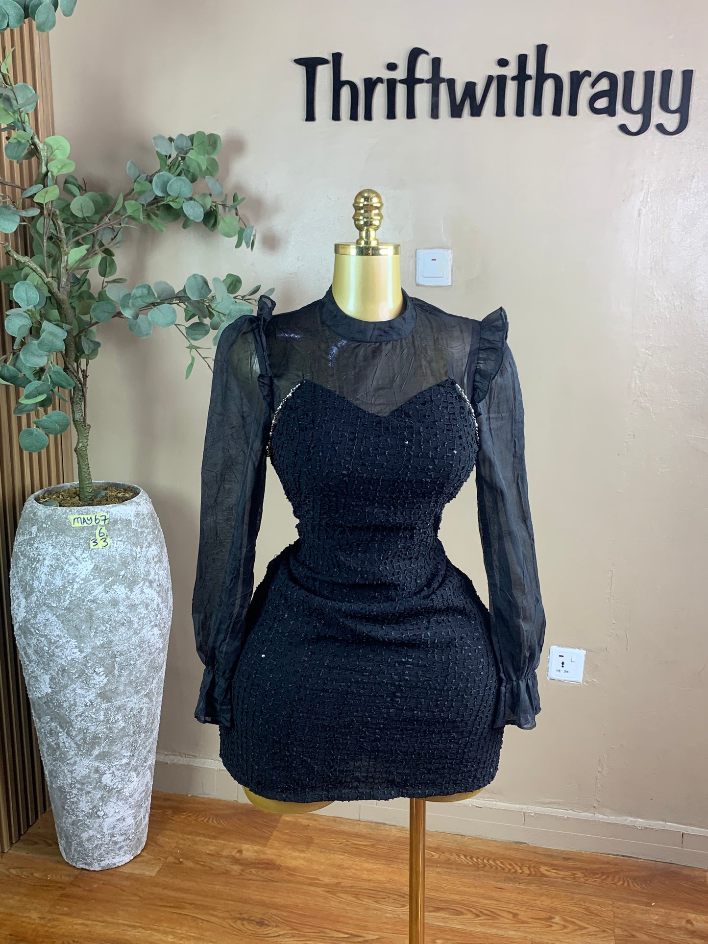 SIZE6 MAY67 Length33